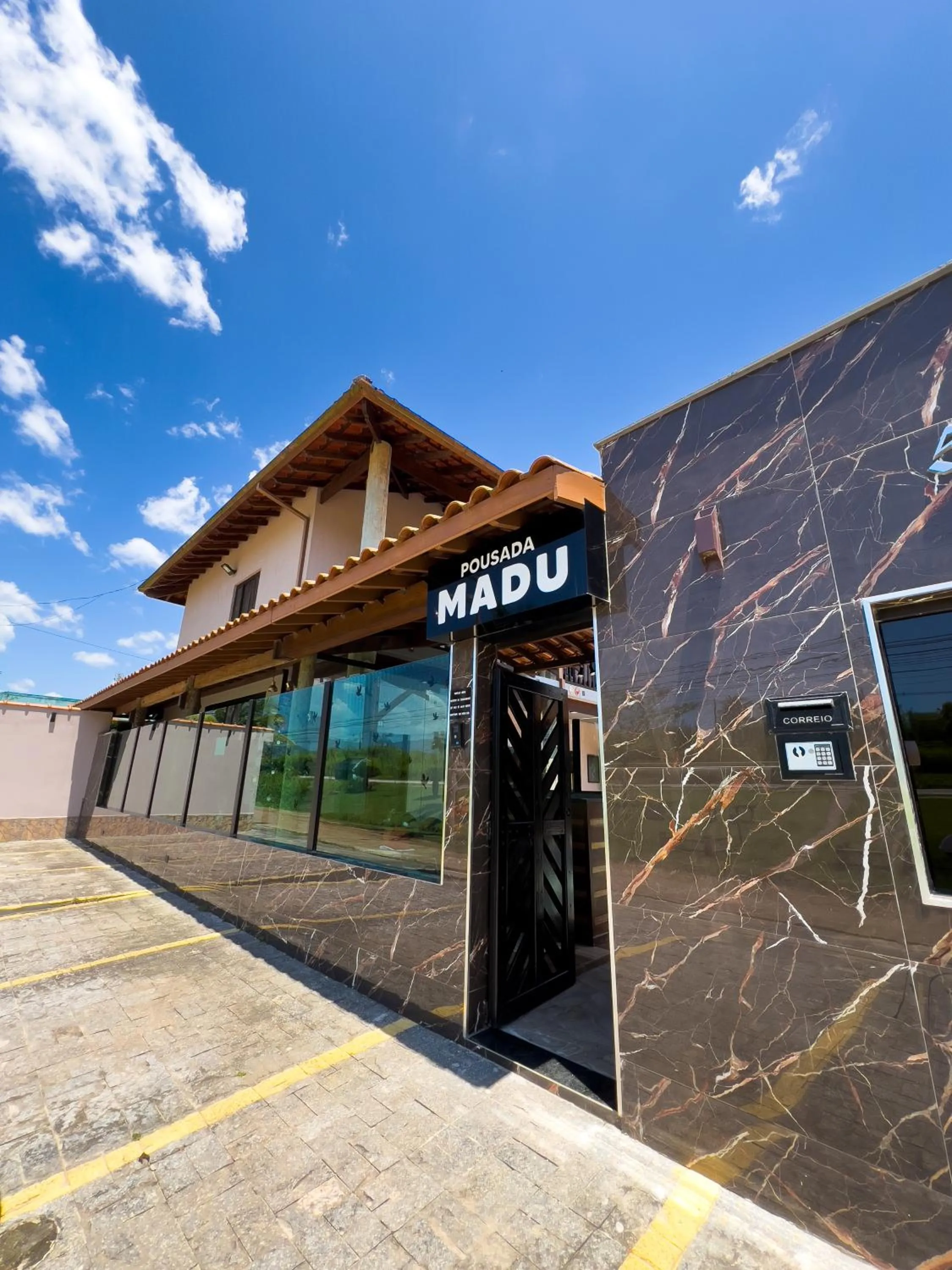 Property building in Pousada Madu