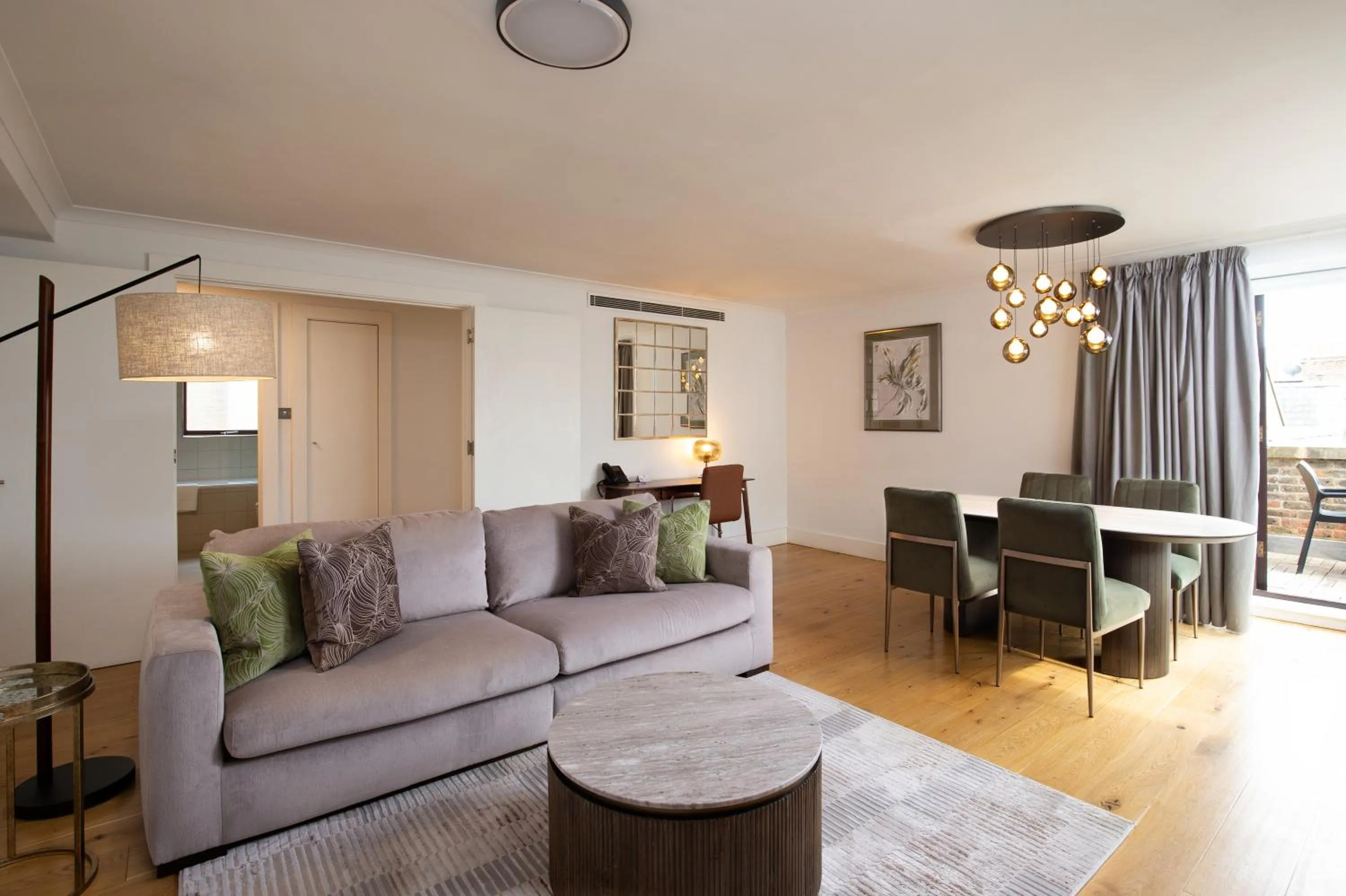 Living room in Monarch House - Serviced Apartments - Kensington