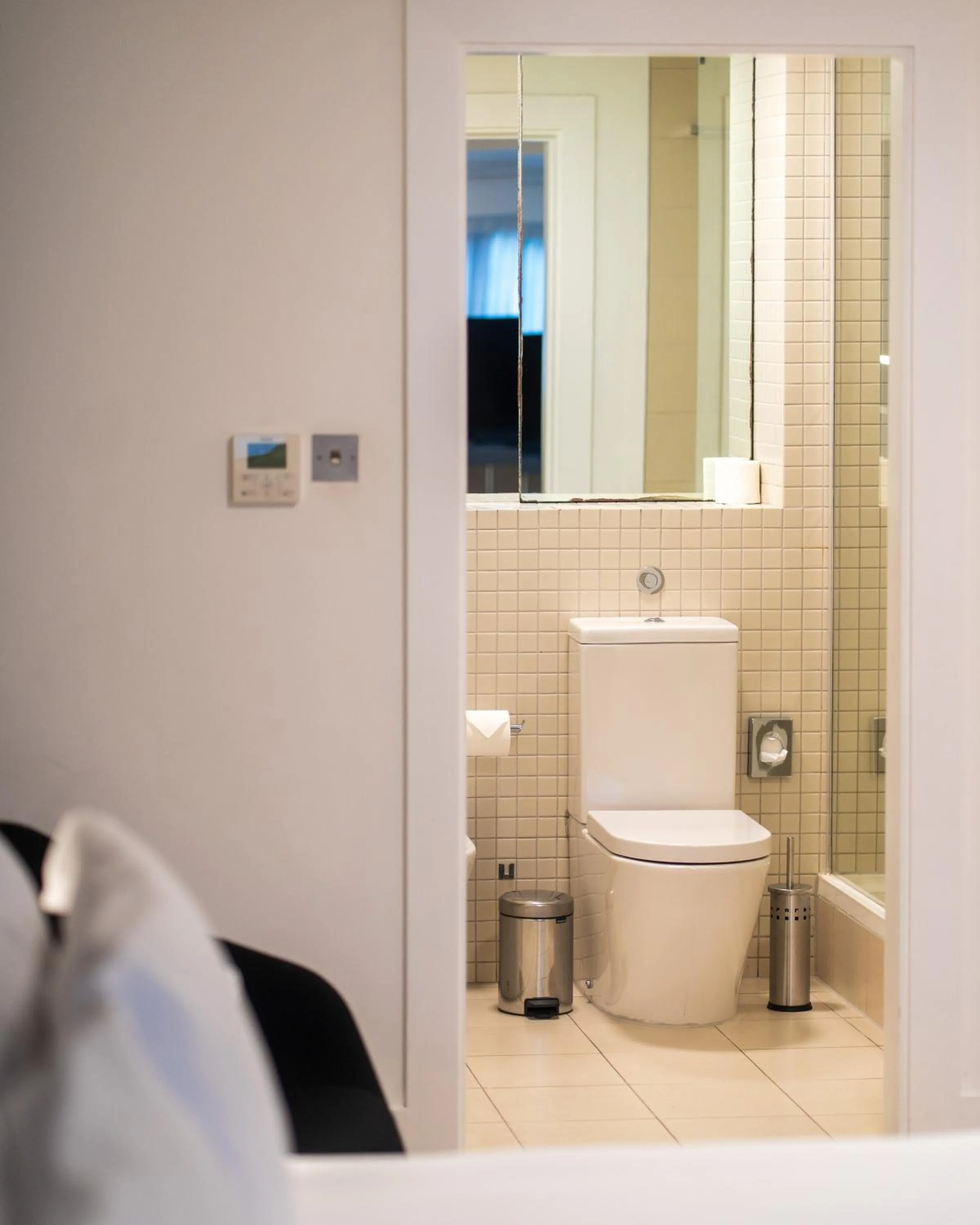 Shower in Monarch House - Serviced Apartments - Kensington