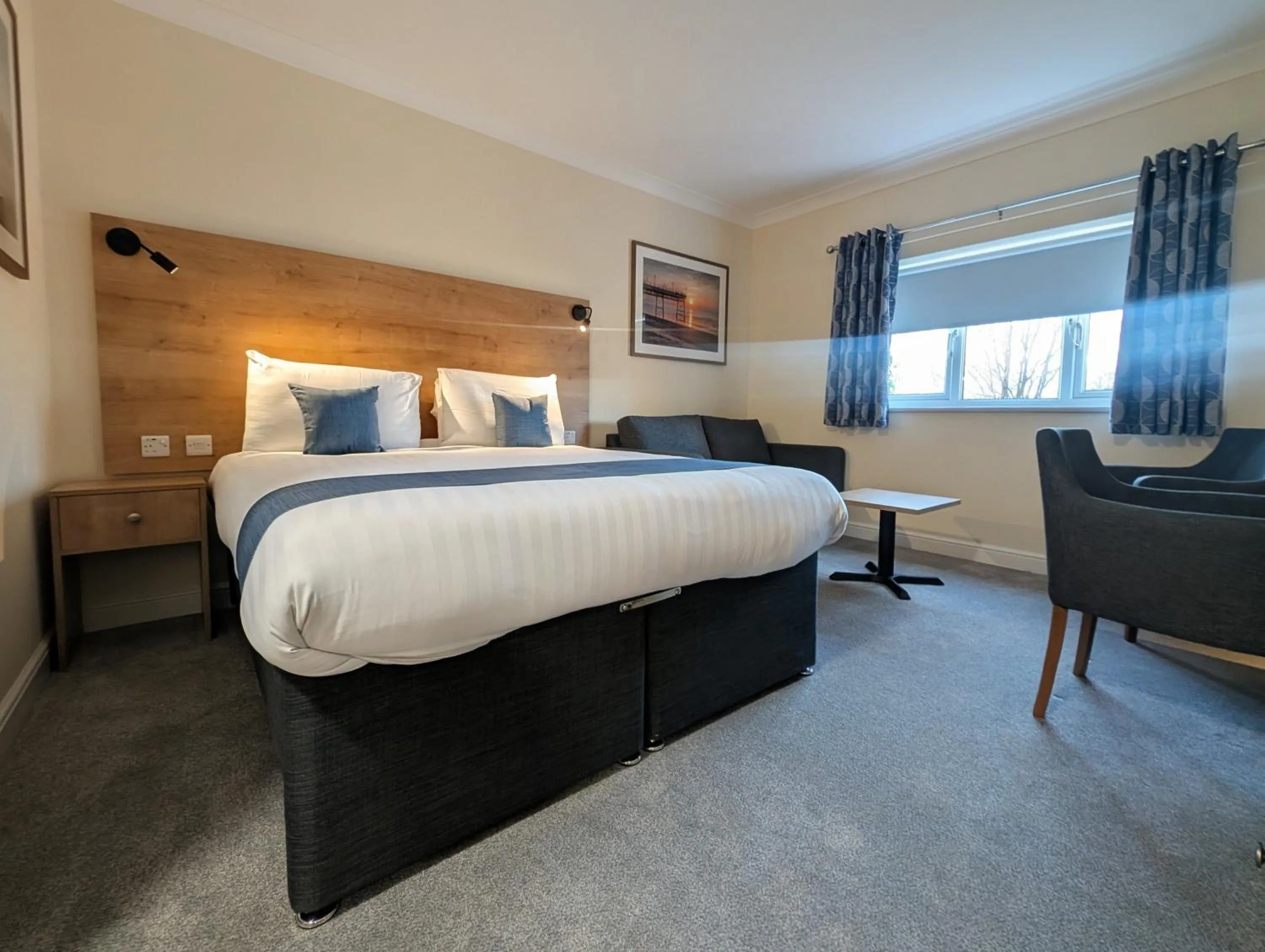 Bed in Southview Park Hotel