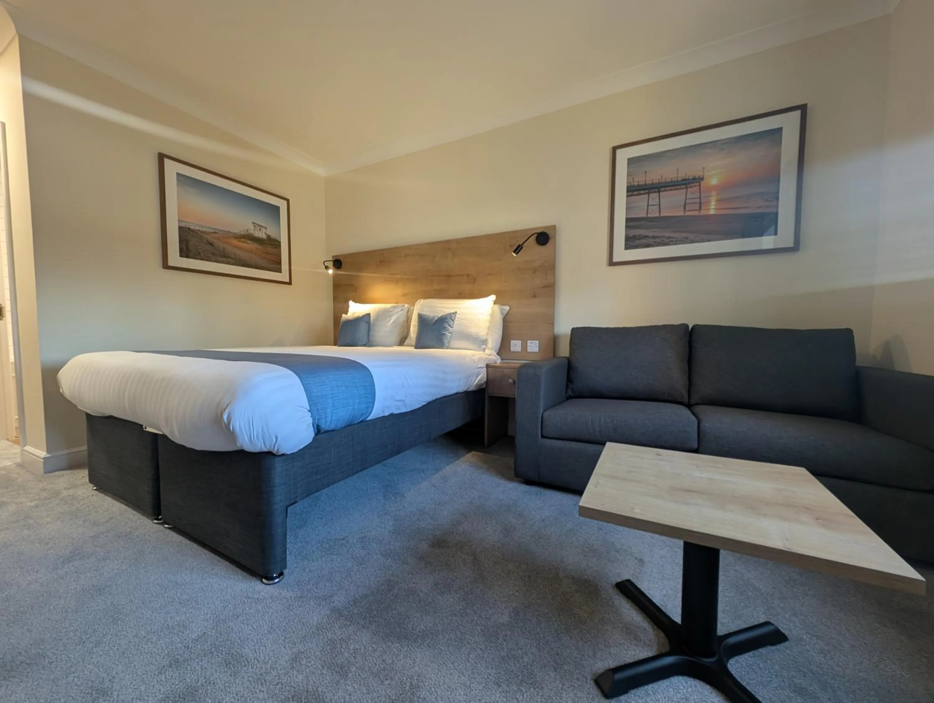 Bed in Southview Park Hotel