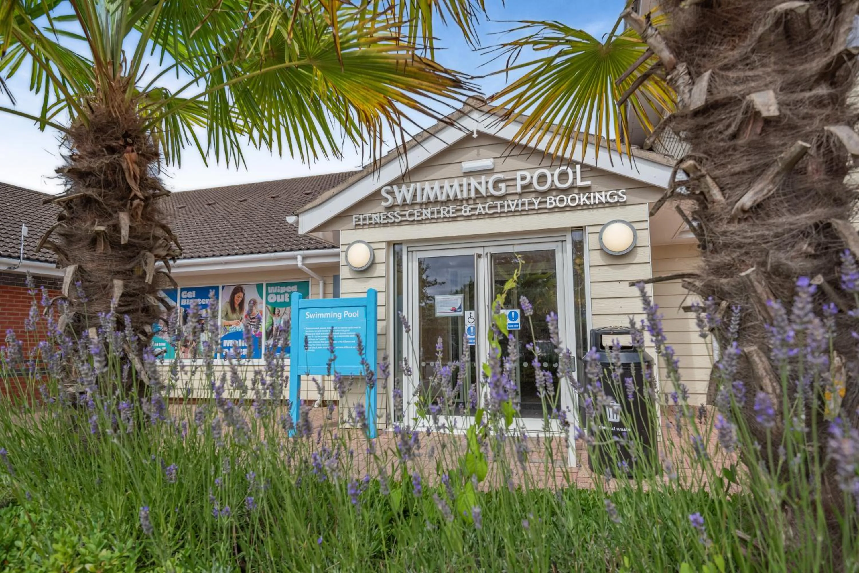 Swimming pool in Southview Park Hotel