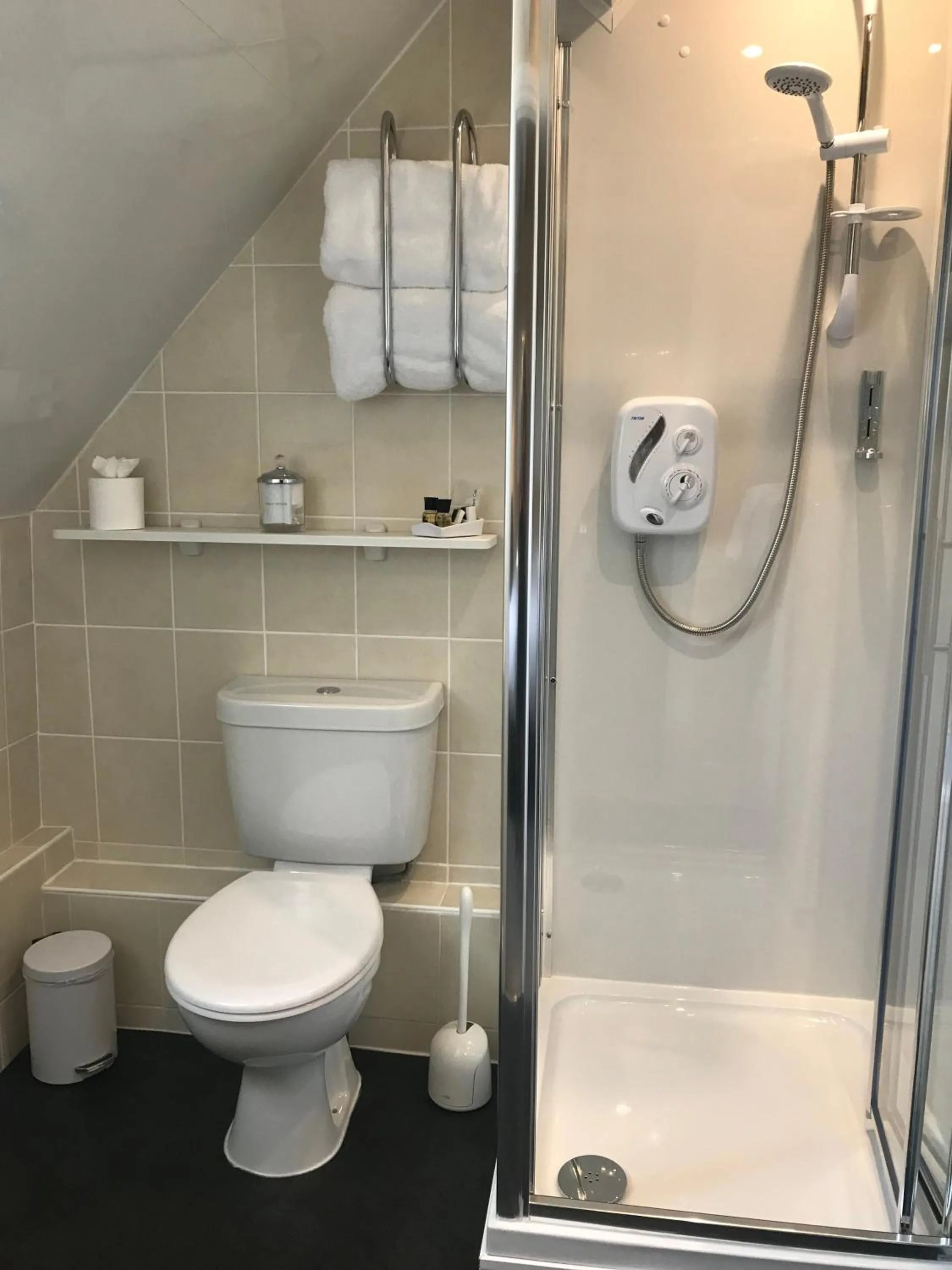 Bathroom in Ashbourne House