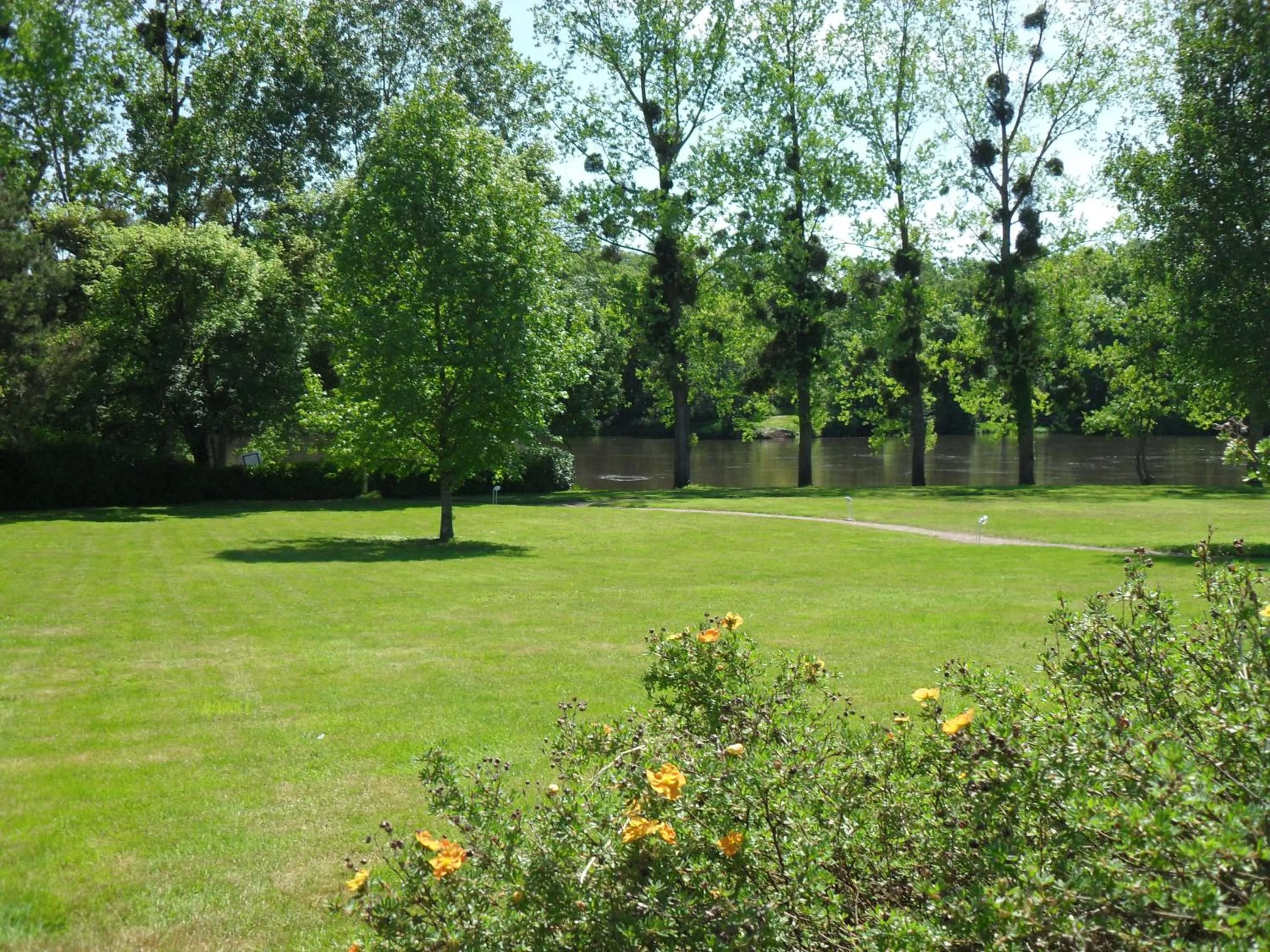 River view in Logis Hôtel Val de Vienne
