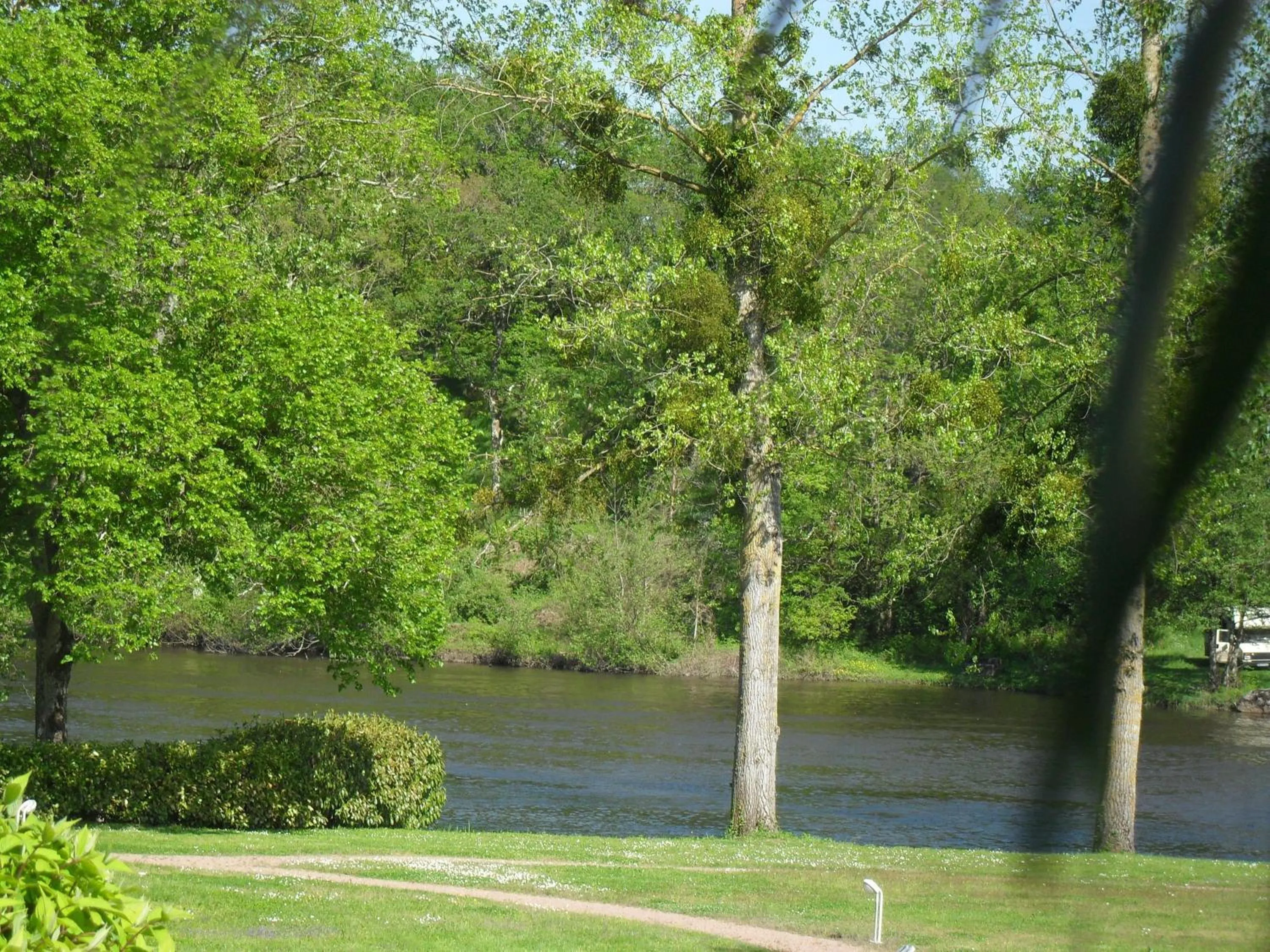 River view in Logis Hôtel Val de Vienne