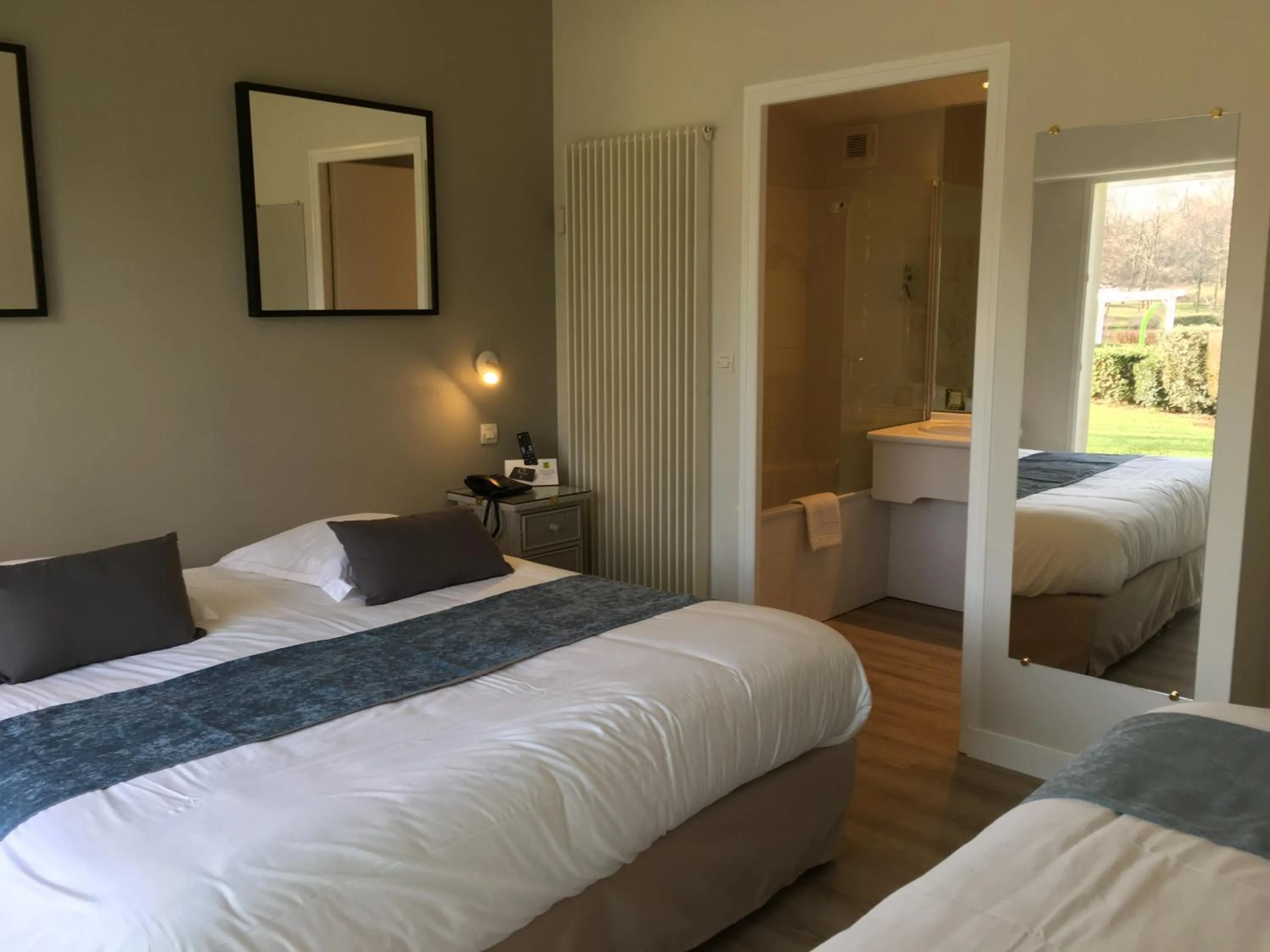 Bedroom, Bed in Logis Hôtel Val de Vienne