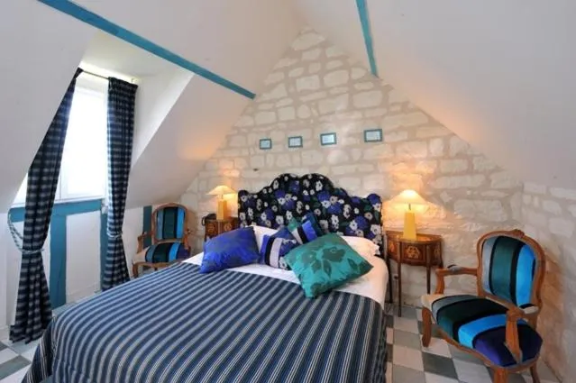 Bedroom, Bed in Logis Demeure de la Vignole