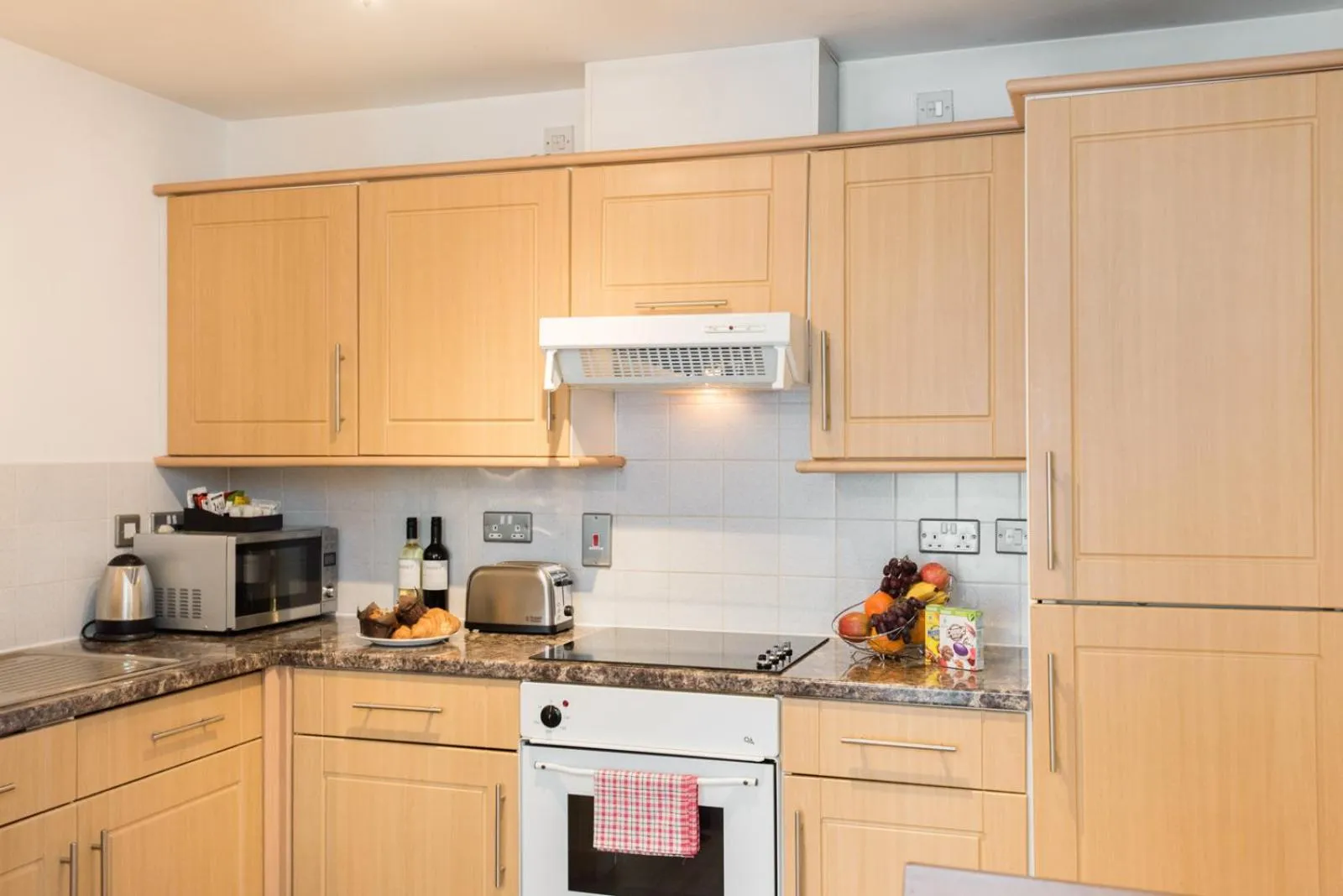 Kitchen or kitchenette in PREMIER SUITES Birmingham