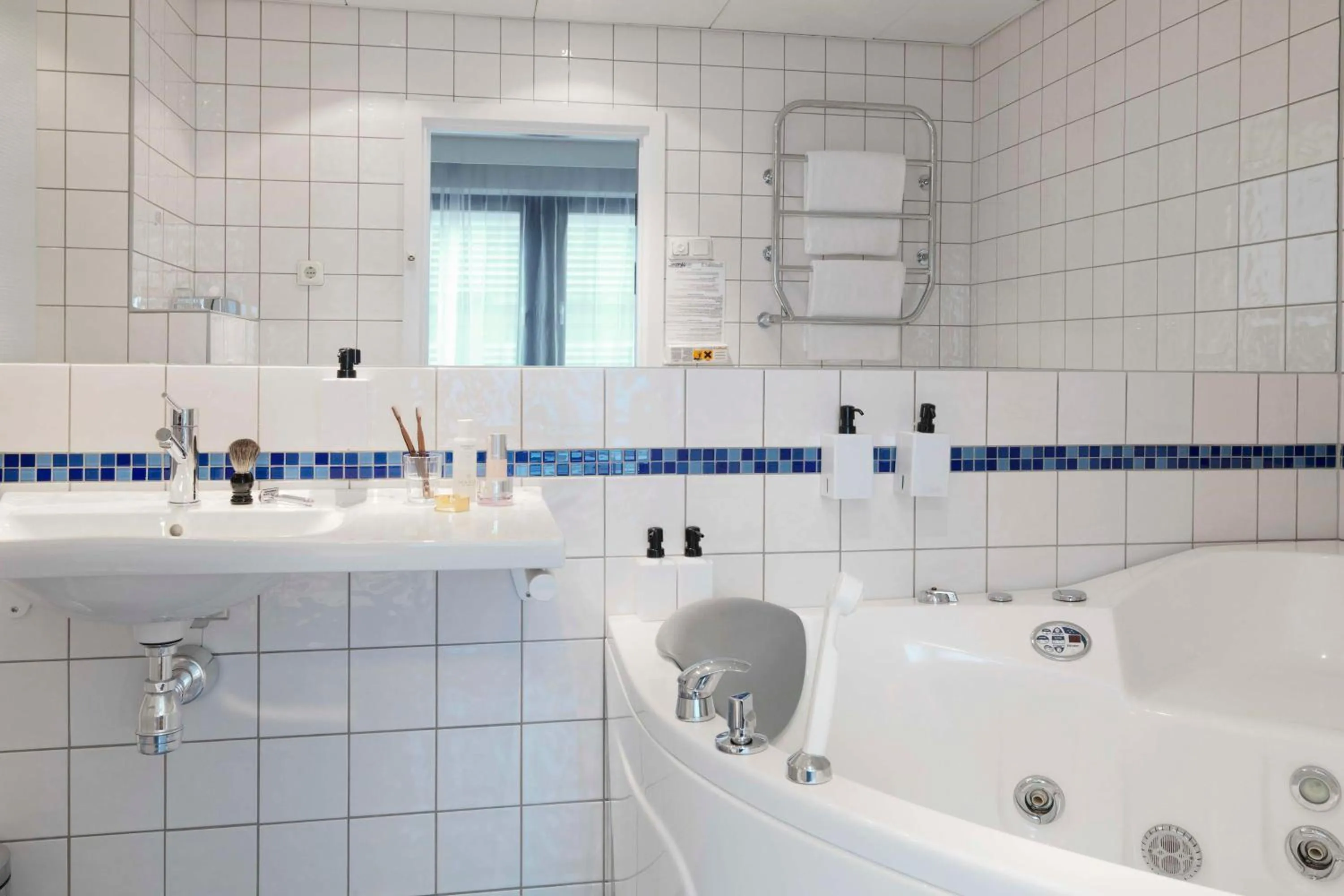 Photo of the whole room in Scandic Sjöfartshotellet