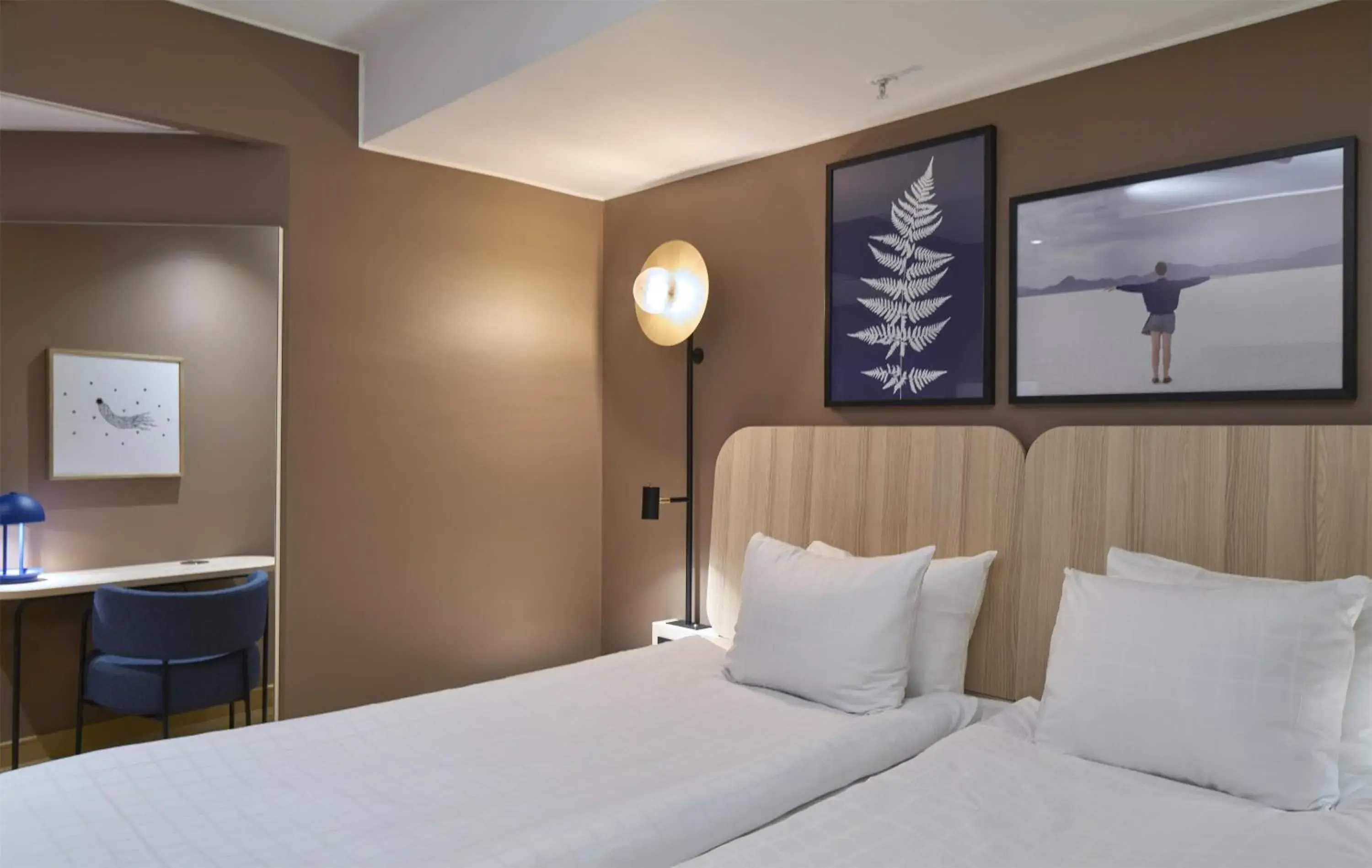 Queen Room without Windows in Scandic Sjöfartshotellet Queen Room without Windows in Scandic Sjöfartshotellet