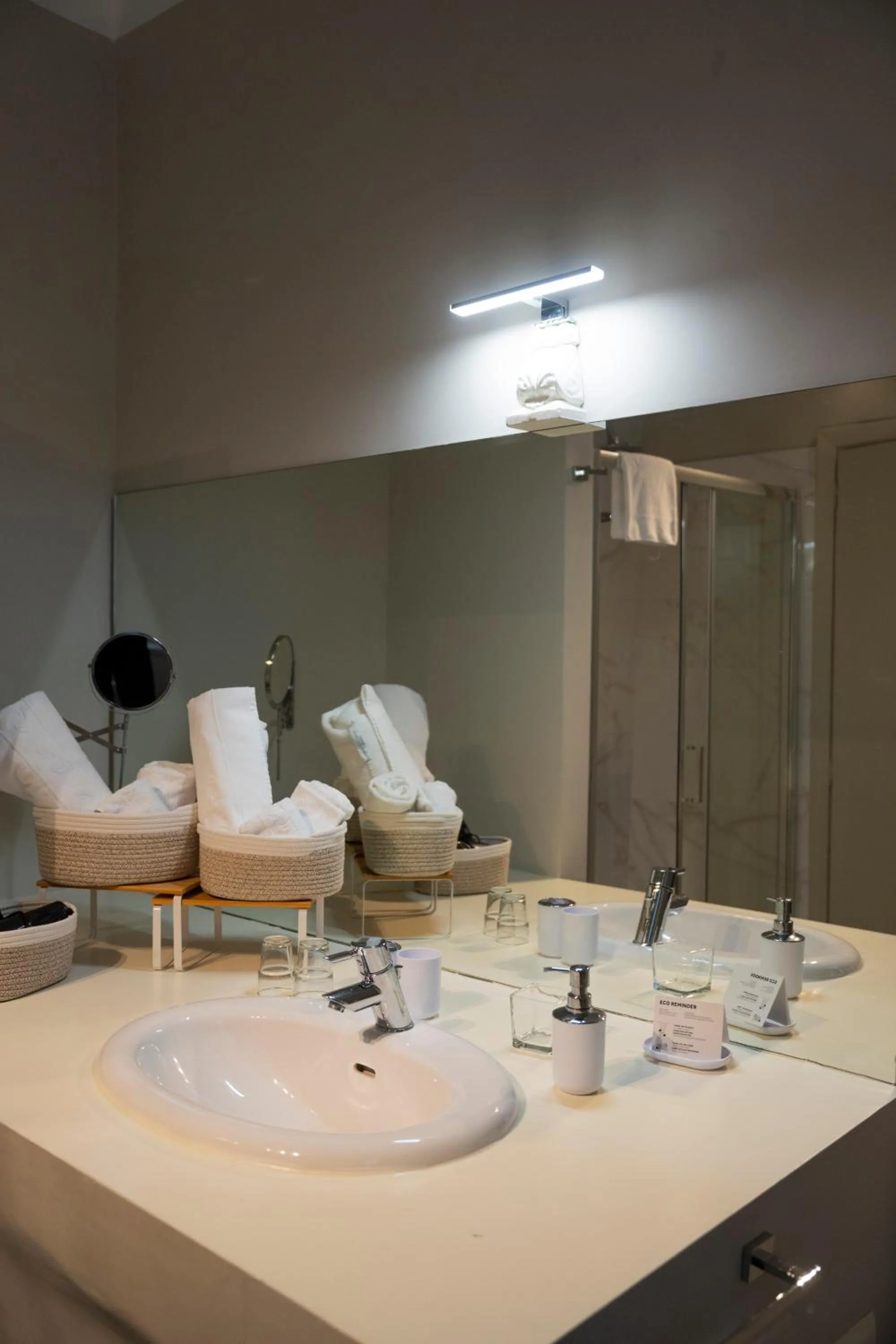 Bathroom in Casa Santangelo Suites