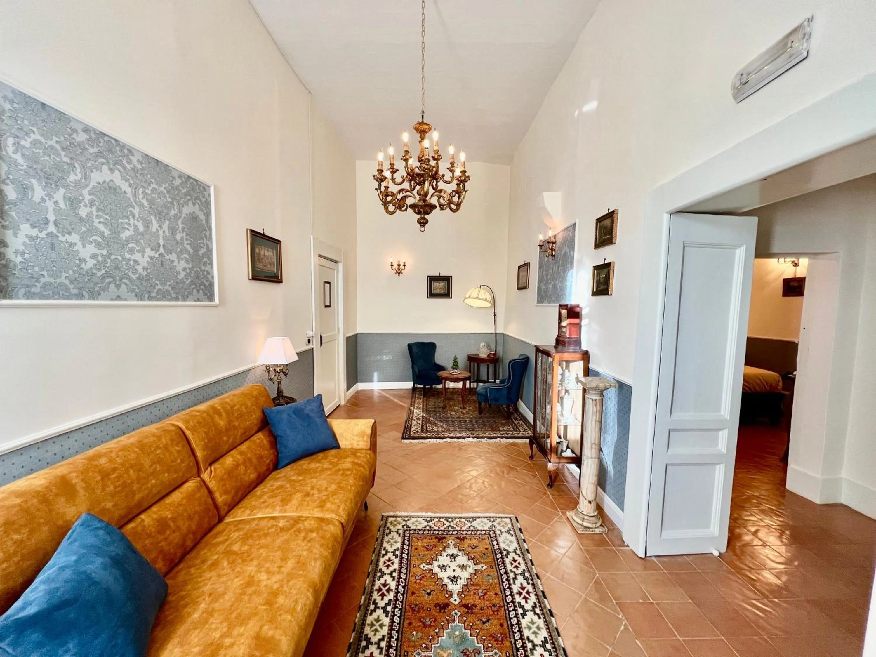 Living room in Casa Santangelo Suites