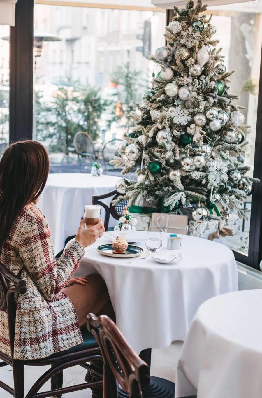 Restaurant/places to eat in Esplanade Zagreb Hotel