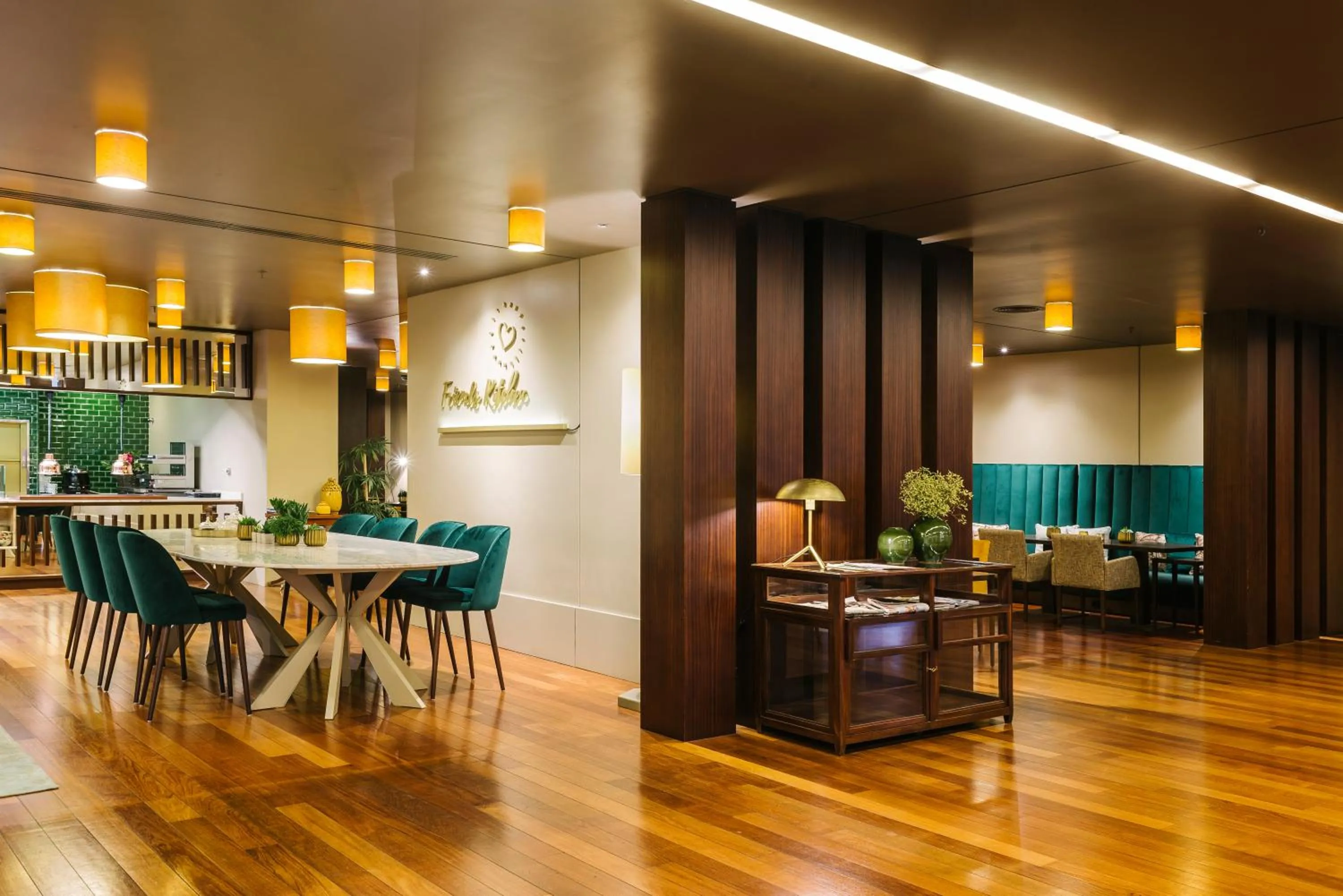 Restaurant/places to eat in Gaia Residence