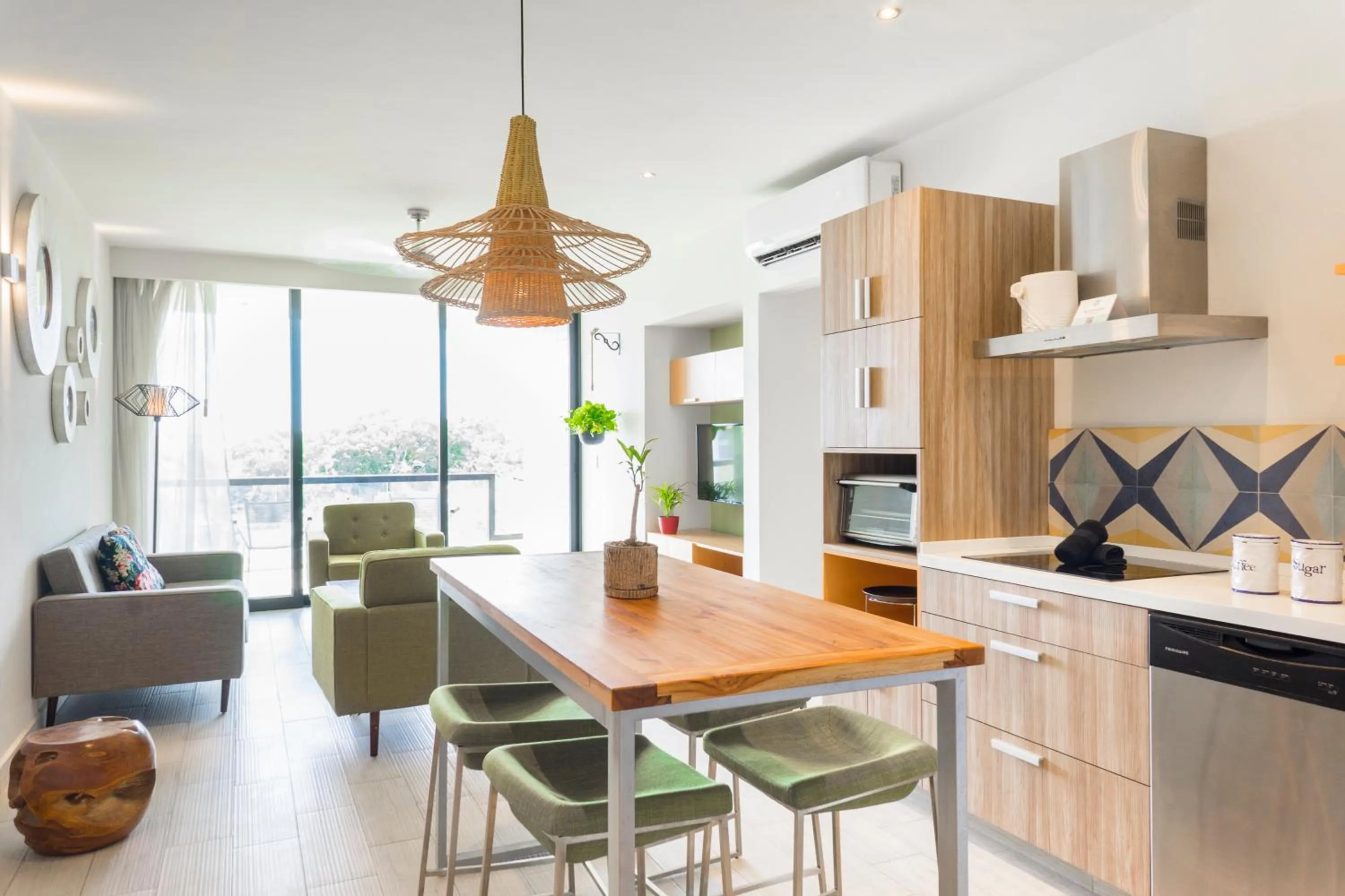 Kitchen or kitchenette in Opal Suites Apartments