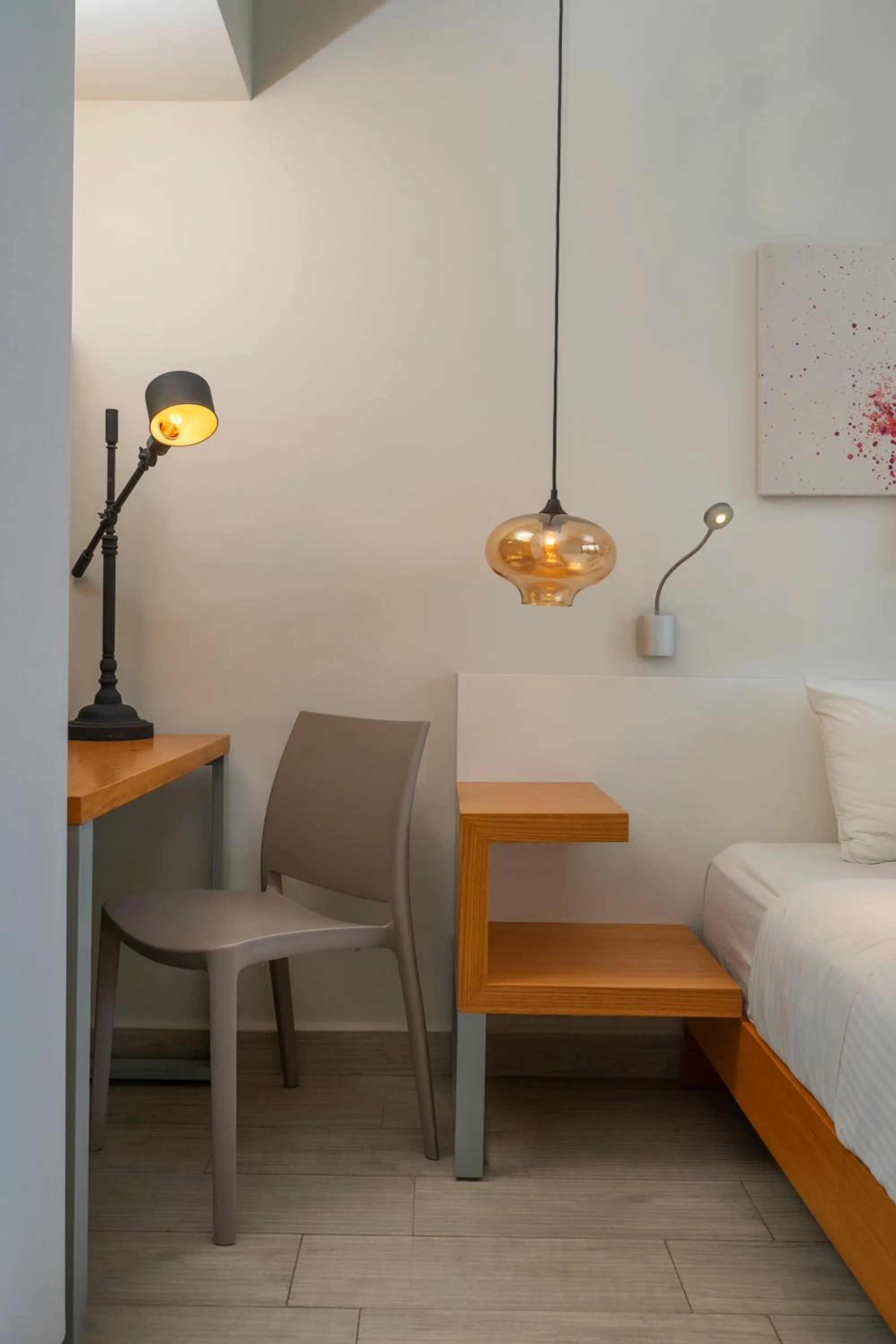 Bedroom, Bed in Opal Suites Apartments