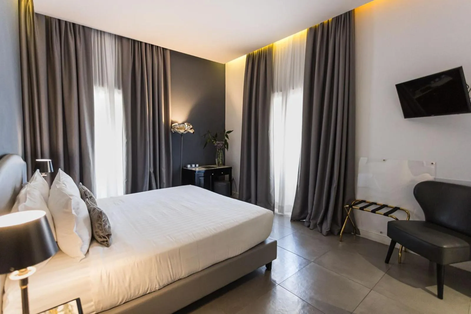 Superior Double Room in Boutique Hotel Metro 900