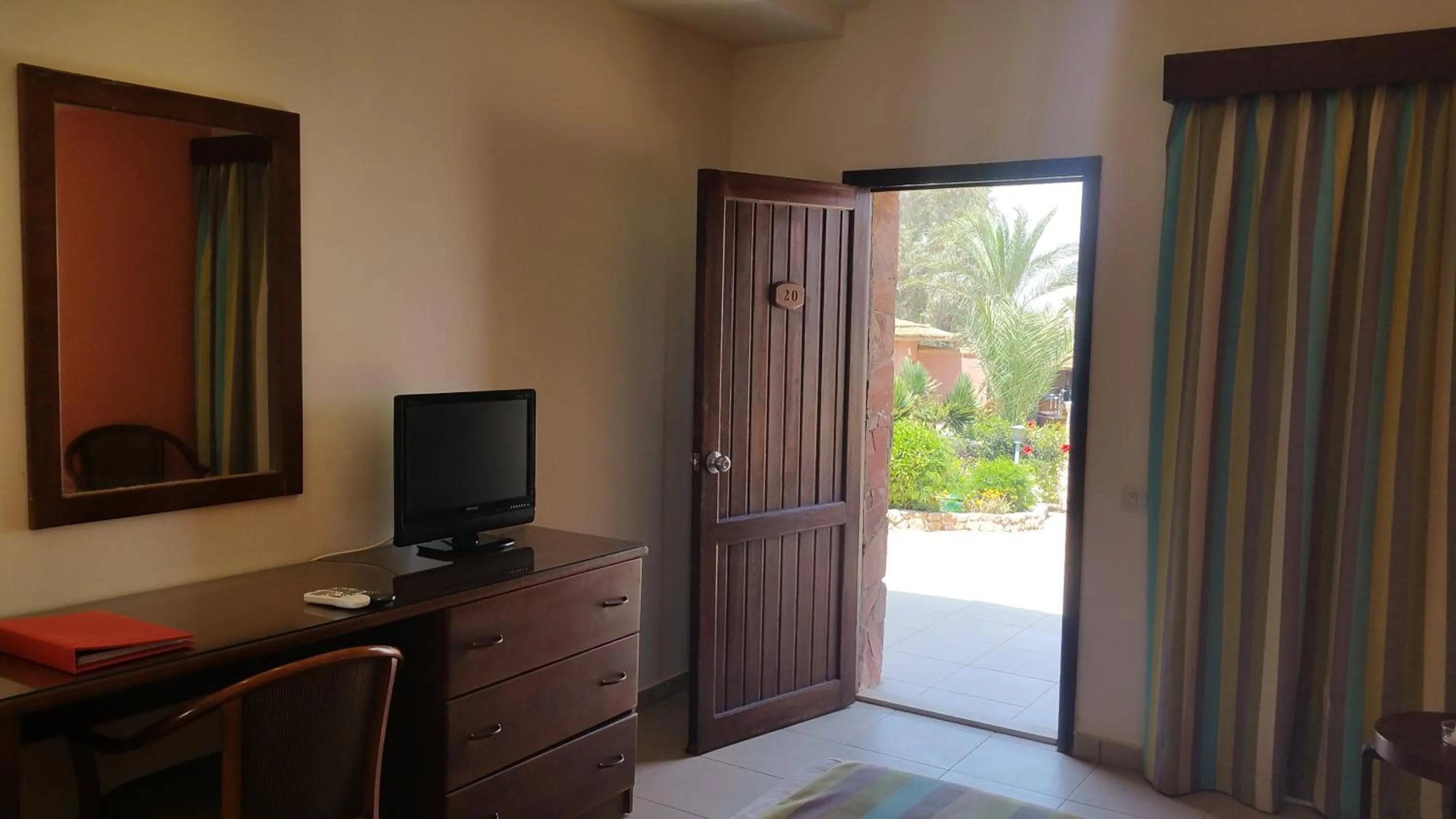 TV and multimedia in Xperience Hill-Top Beach Resort