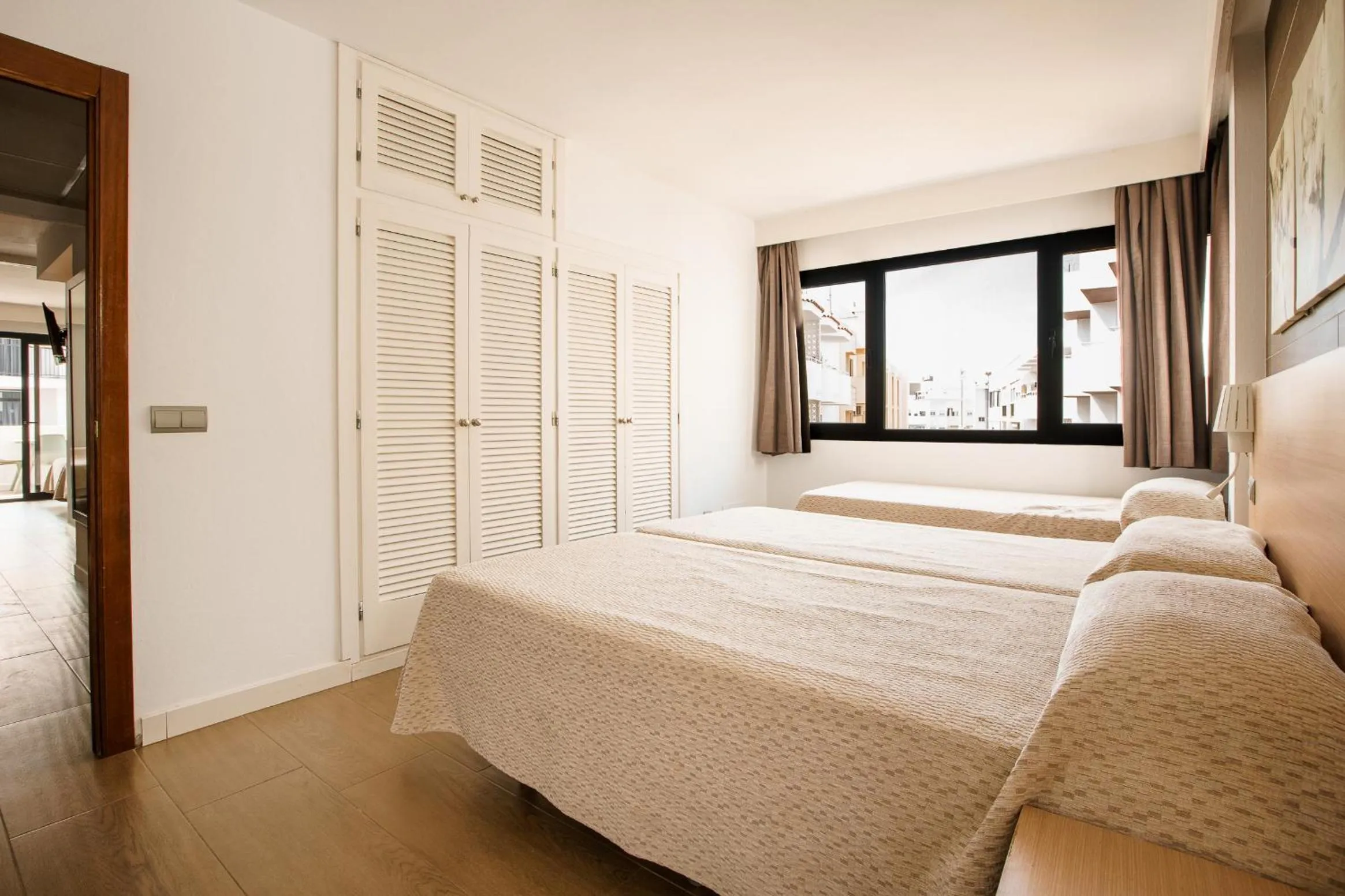 Bedroom, Bed in Apartamentos San Francisco