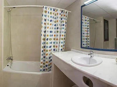 Bathroom in Apartamentos San Francisco