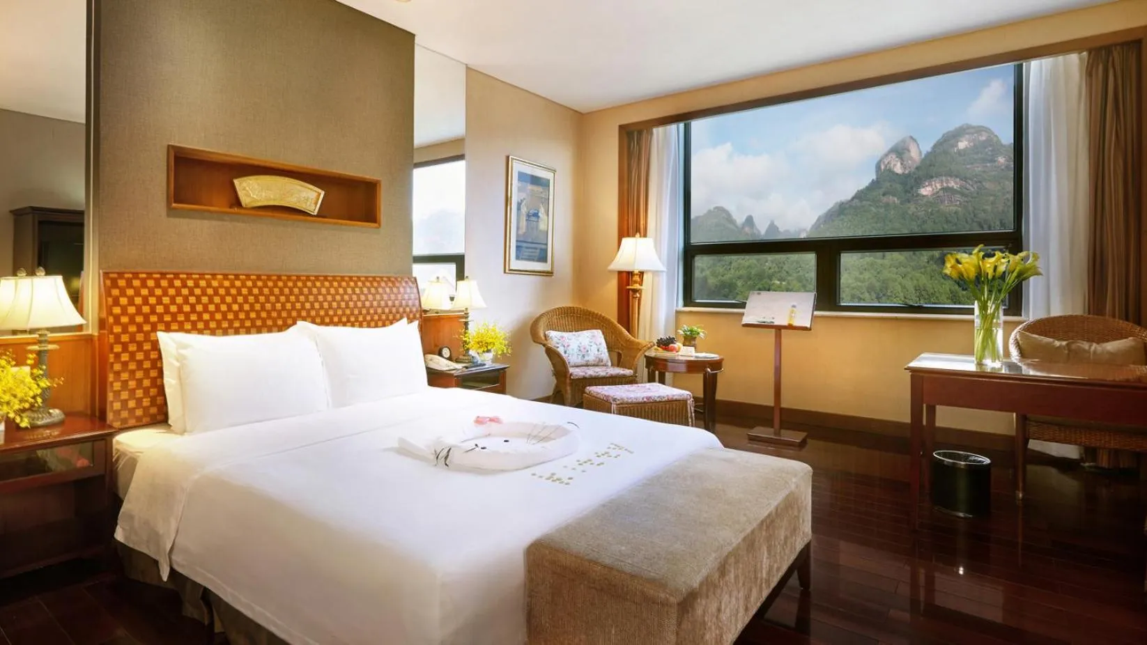 Bedroom, Bed in C&D Resort,Wuyi Mountain