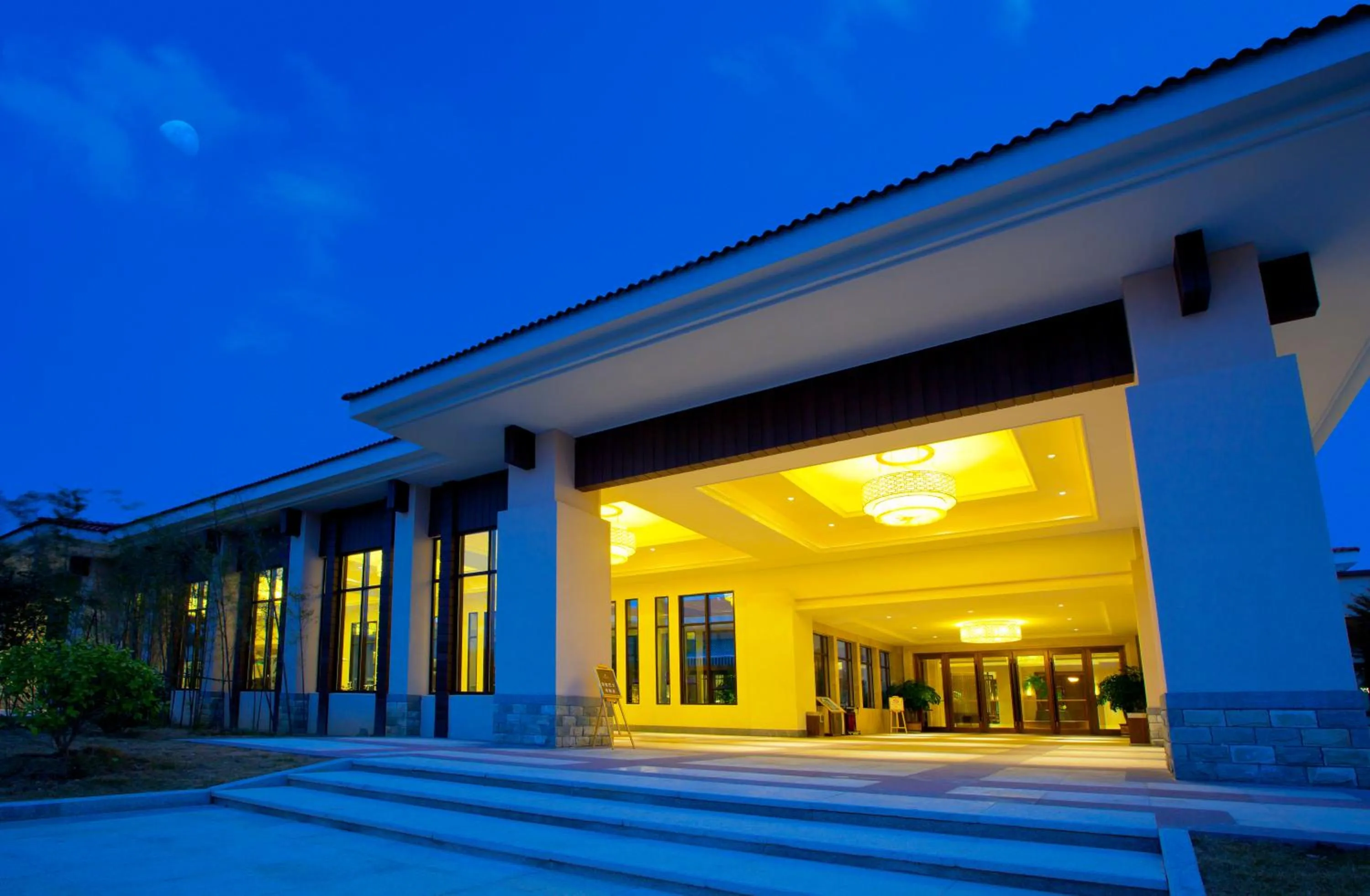 Facade/entrance in Dahongpao Resort