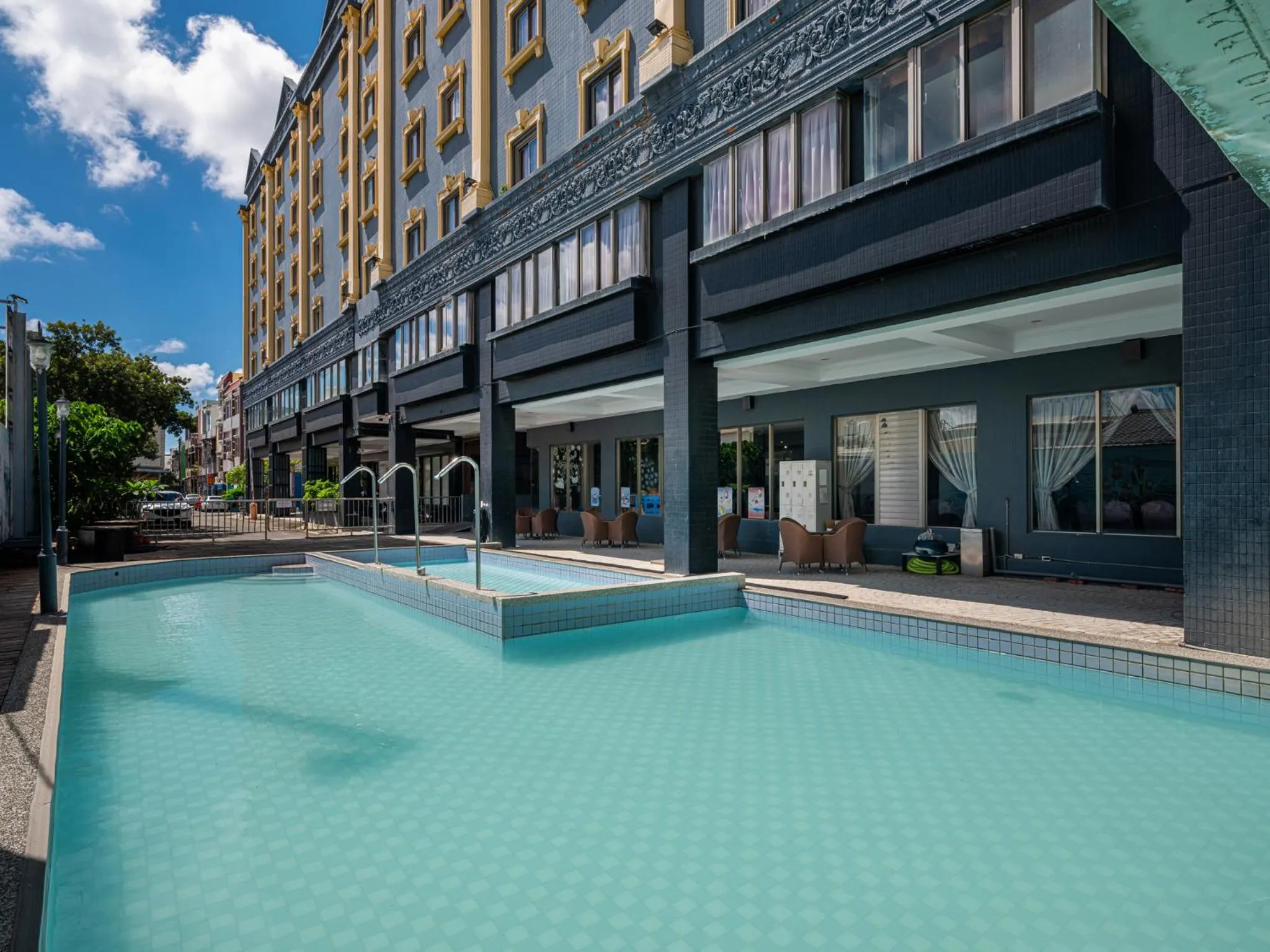 Swimming pool in GUIDE HOTEL Kenting Resort