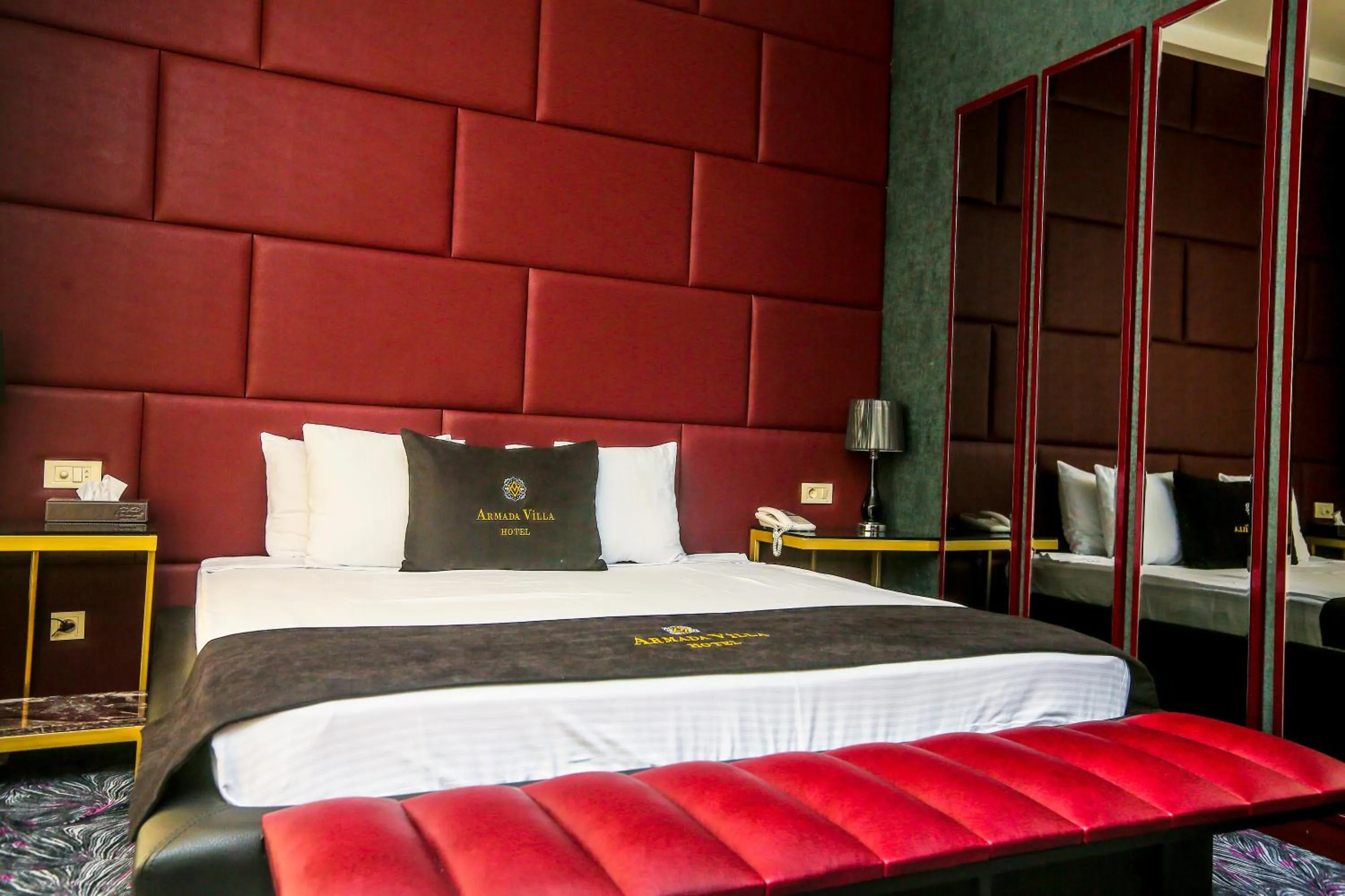 Day, Bed in Armada Villa Hotel