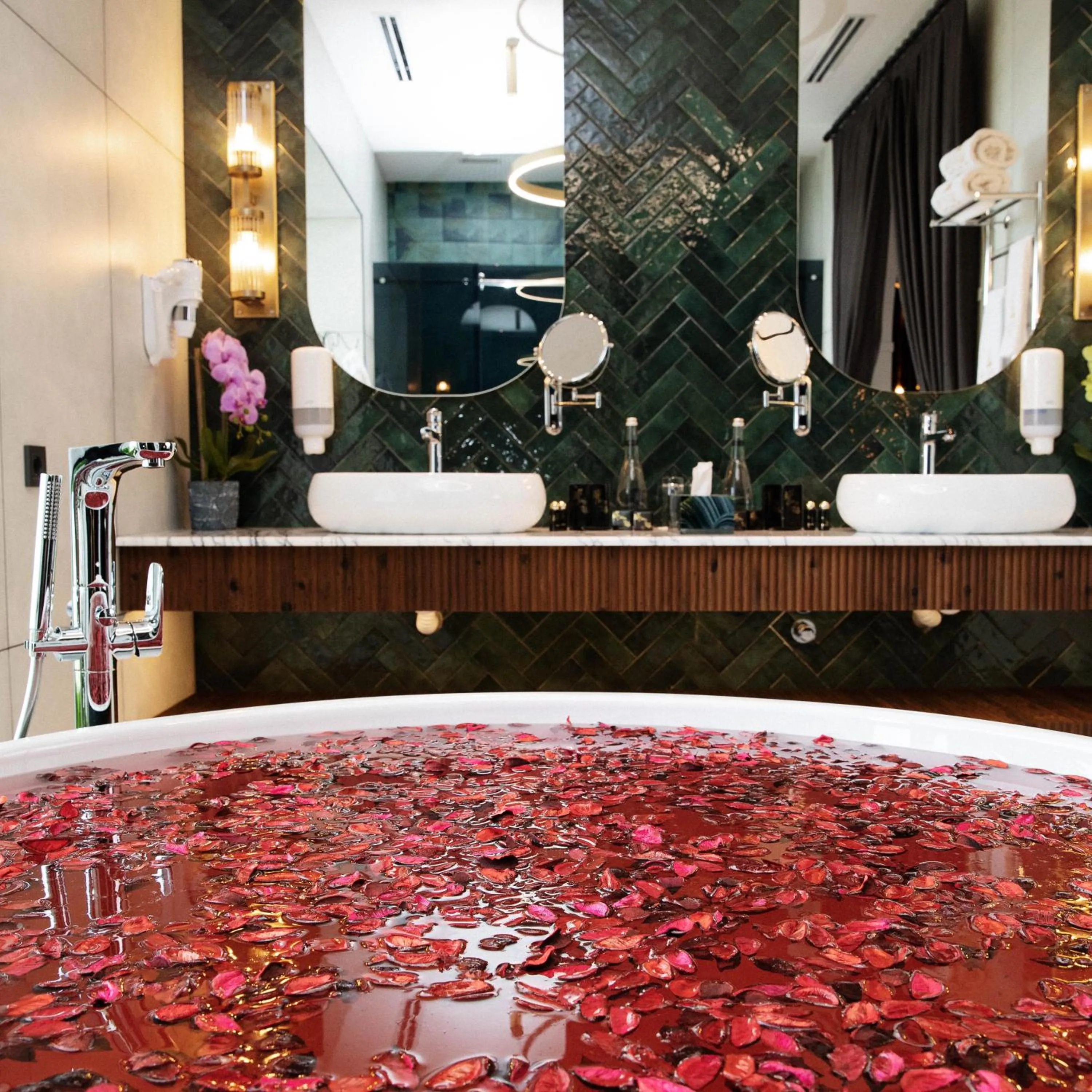 Bathroom in Armada Villa Hotel