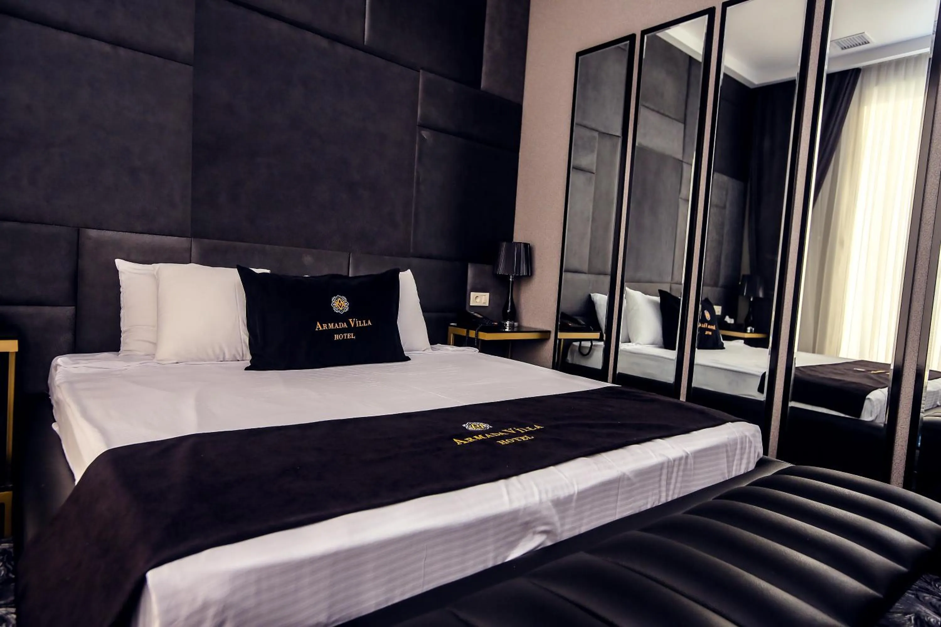 Day, Bed in Armada Villa Hotel