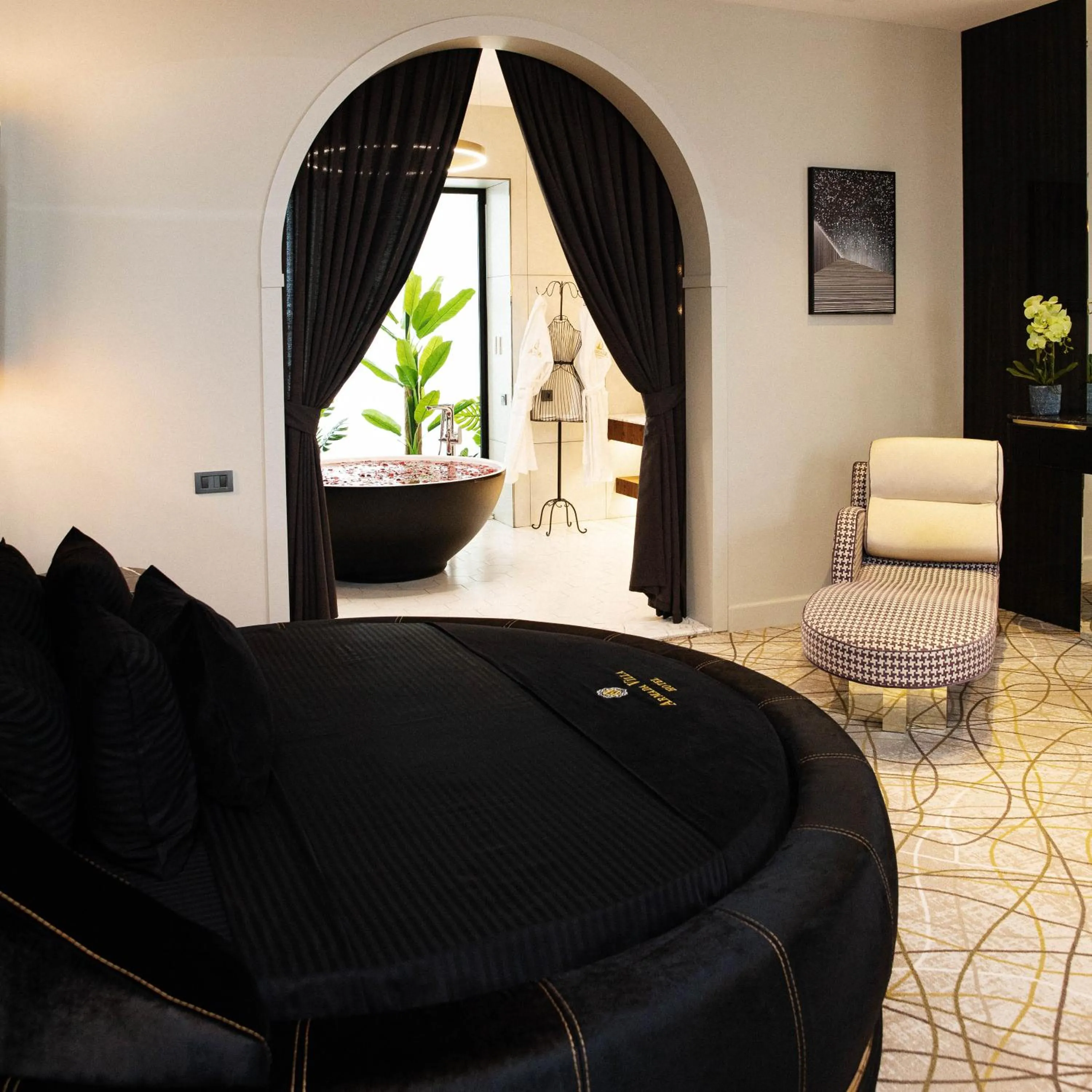 Bed in Armada Villa Hotel