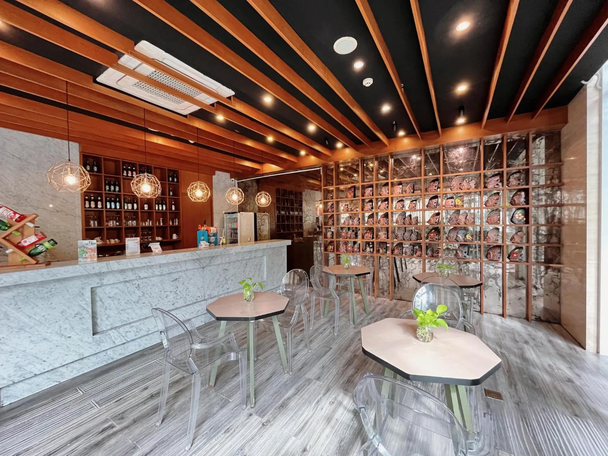 Lounge or bar in Verse Luxe Hotel Wahid Hasyim