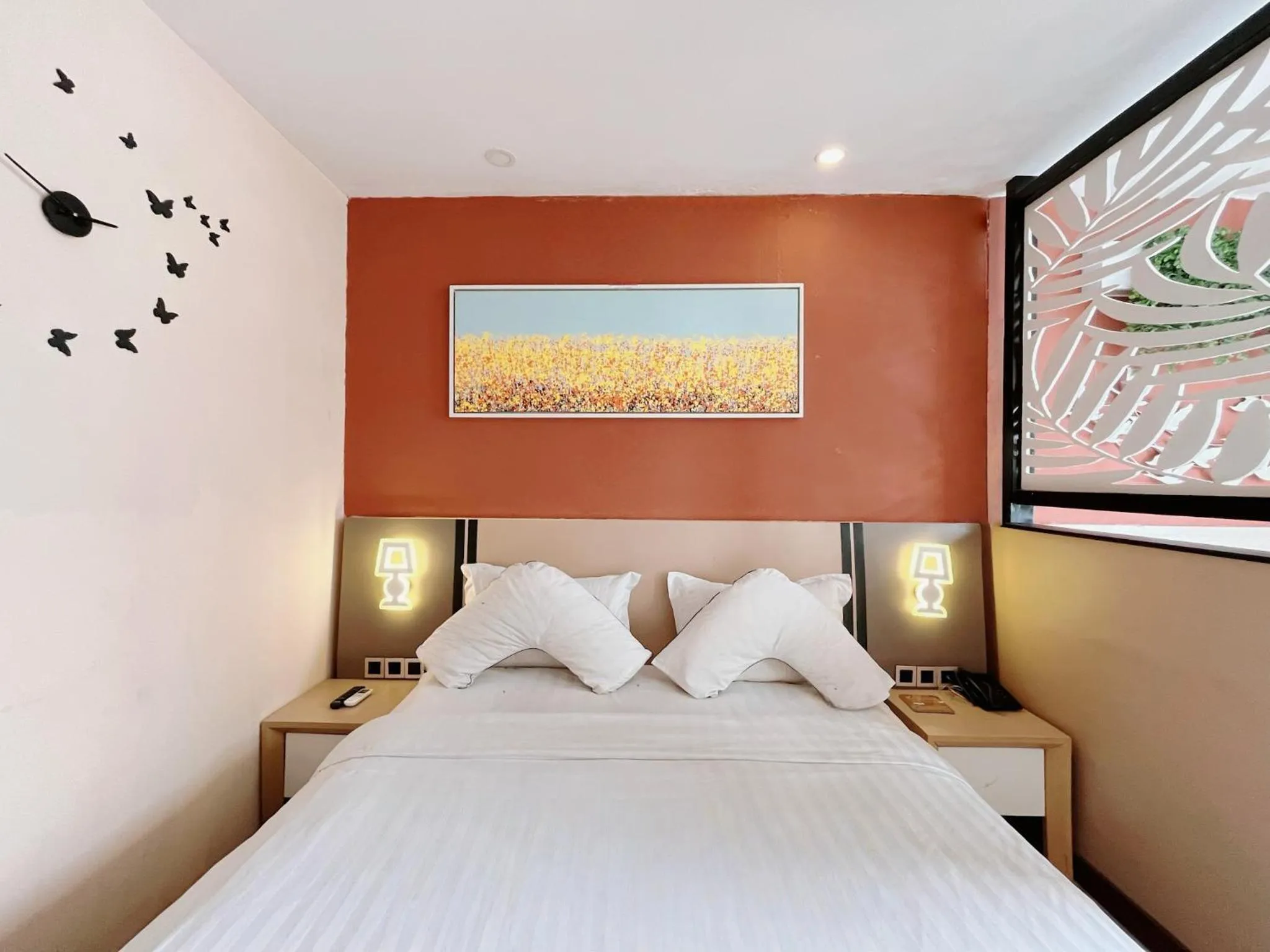 Bed in Verse Luxe Hotel Wahid Hasyim