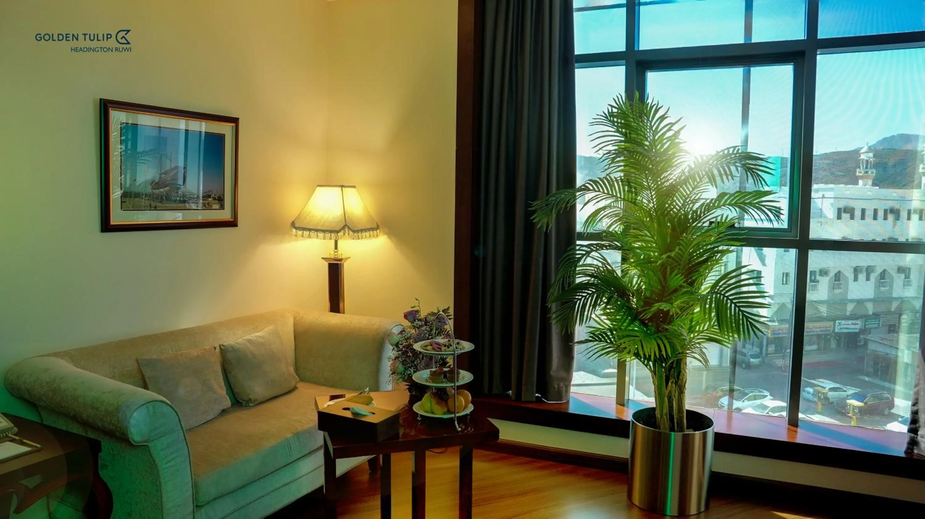 Living room in Golden Tulip Headington