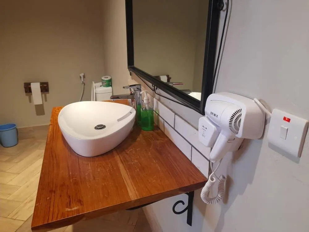 Boulevard Inn Mt Meru