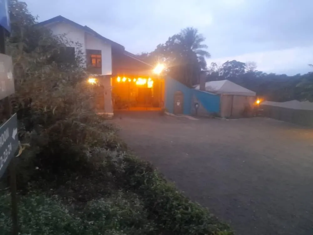 Boulevard Inn Mt Meru