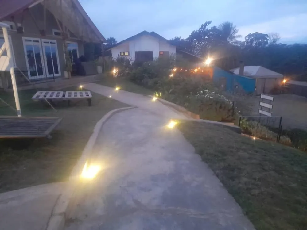 Boulevard Inn Mt Meru