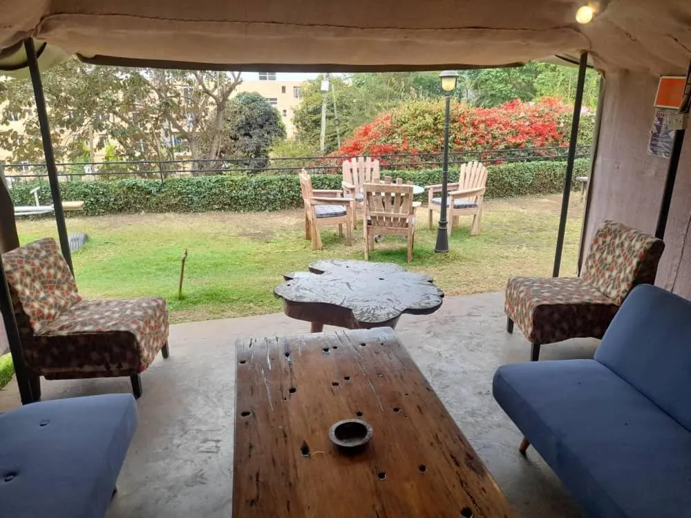 Boulevard Inn Mt Meru