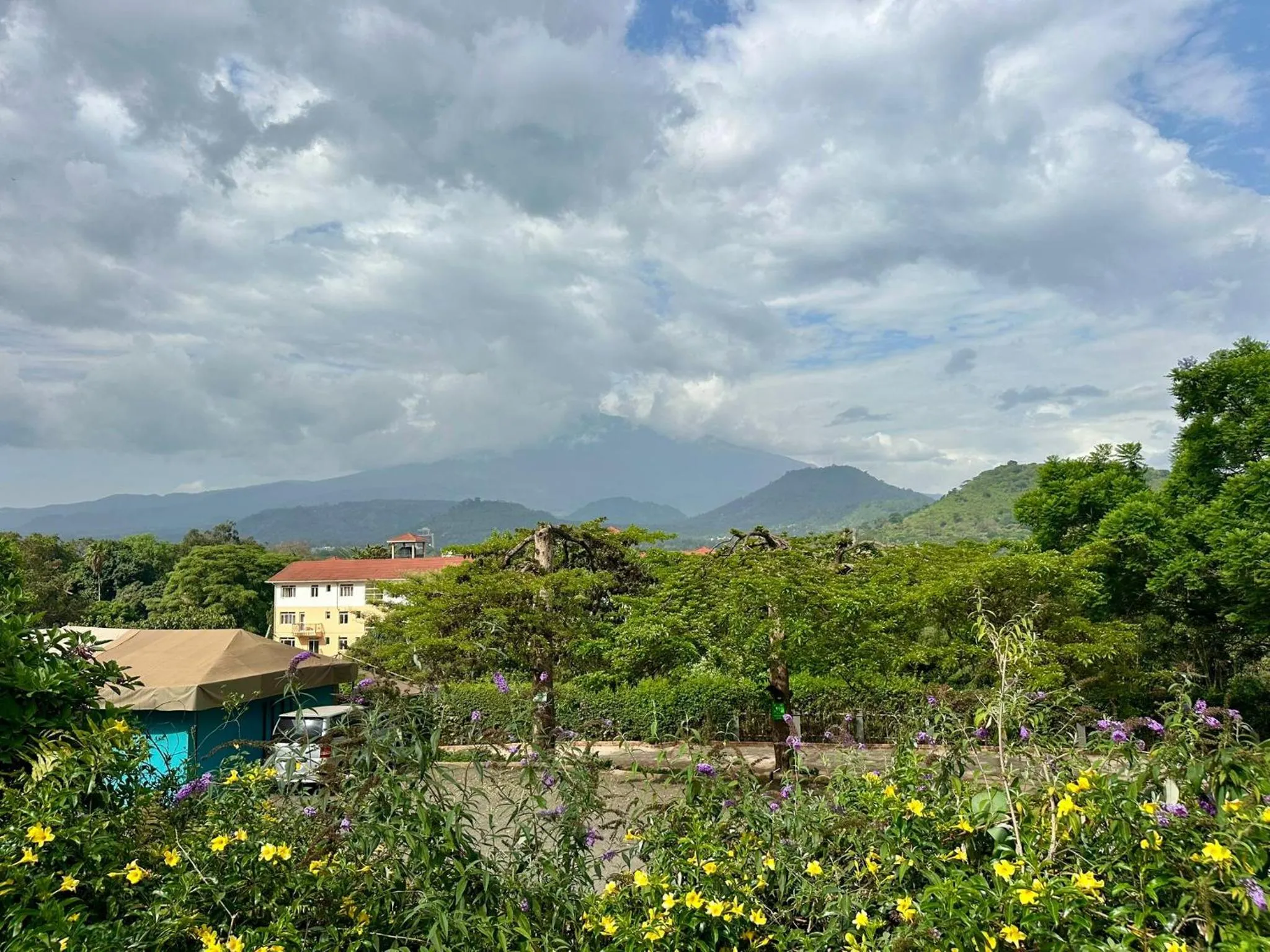 Boulevard Inn Mt Meru