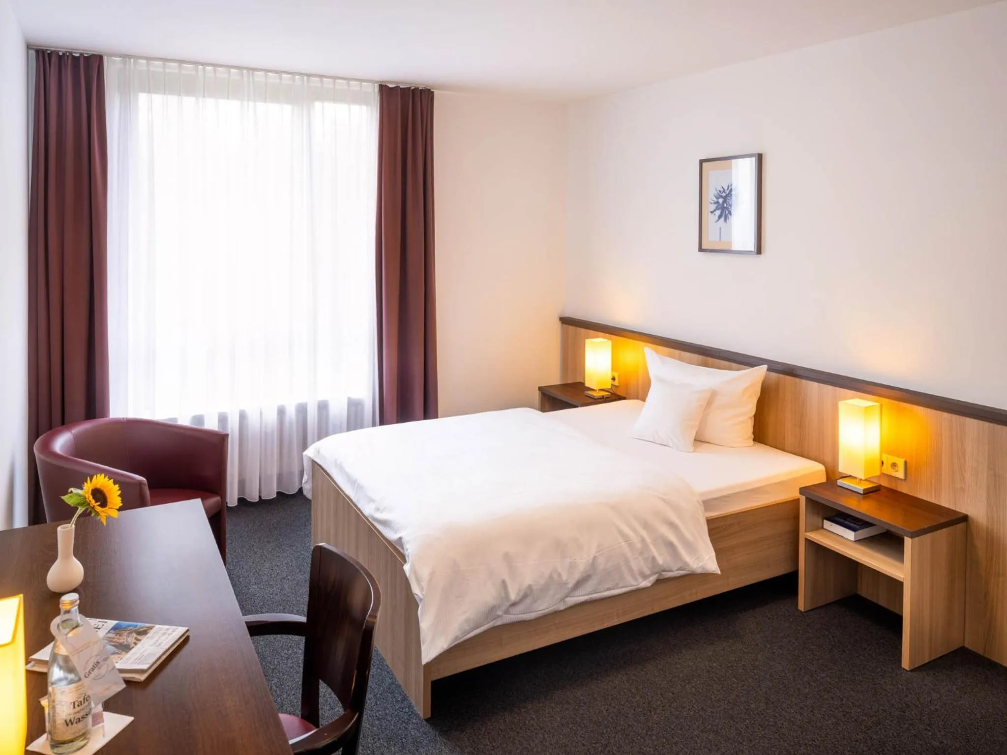 Photo of the whole room, Bed in Christkönigshaus