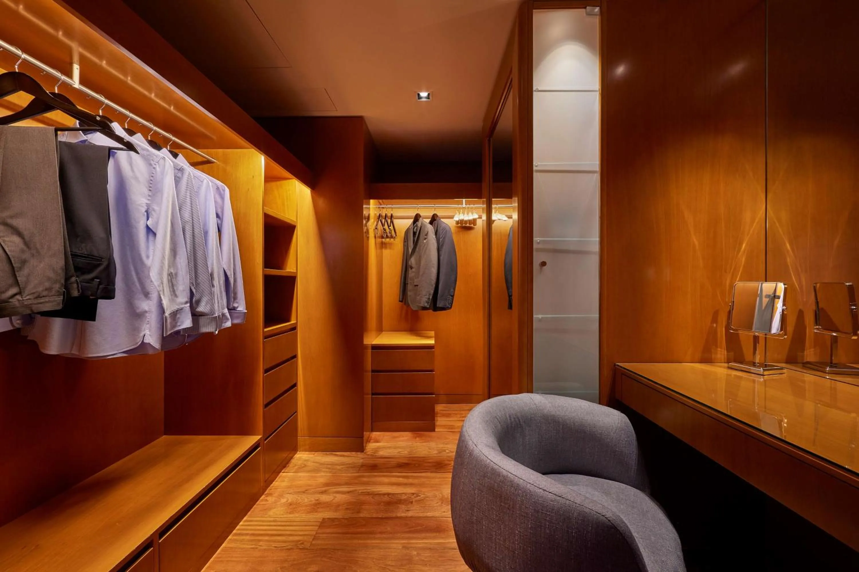 Photo of the whole room in Park Plaza London Riverbank