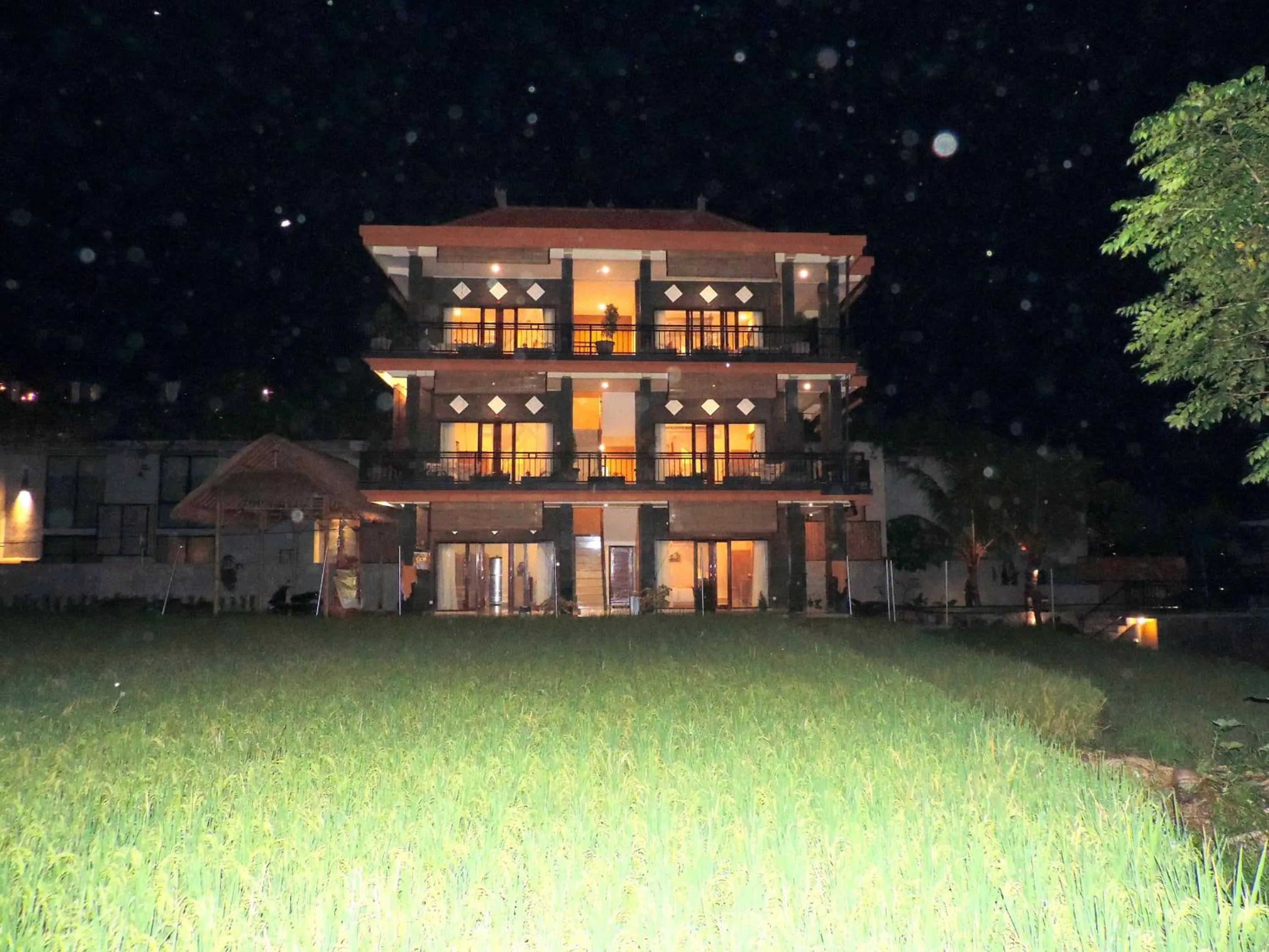 Property building in Adi Bisma Inn by Mahaputra