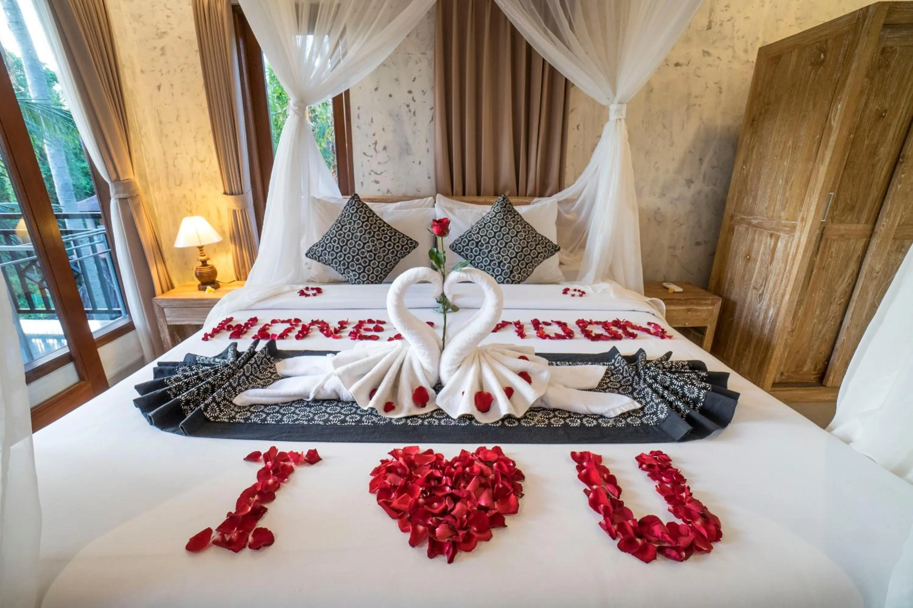 Bedroom, Bed in Adi Bisma Inn by Mahaputra