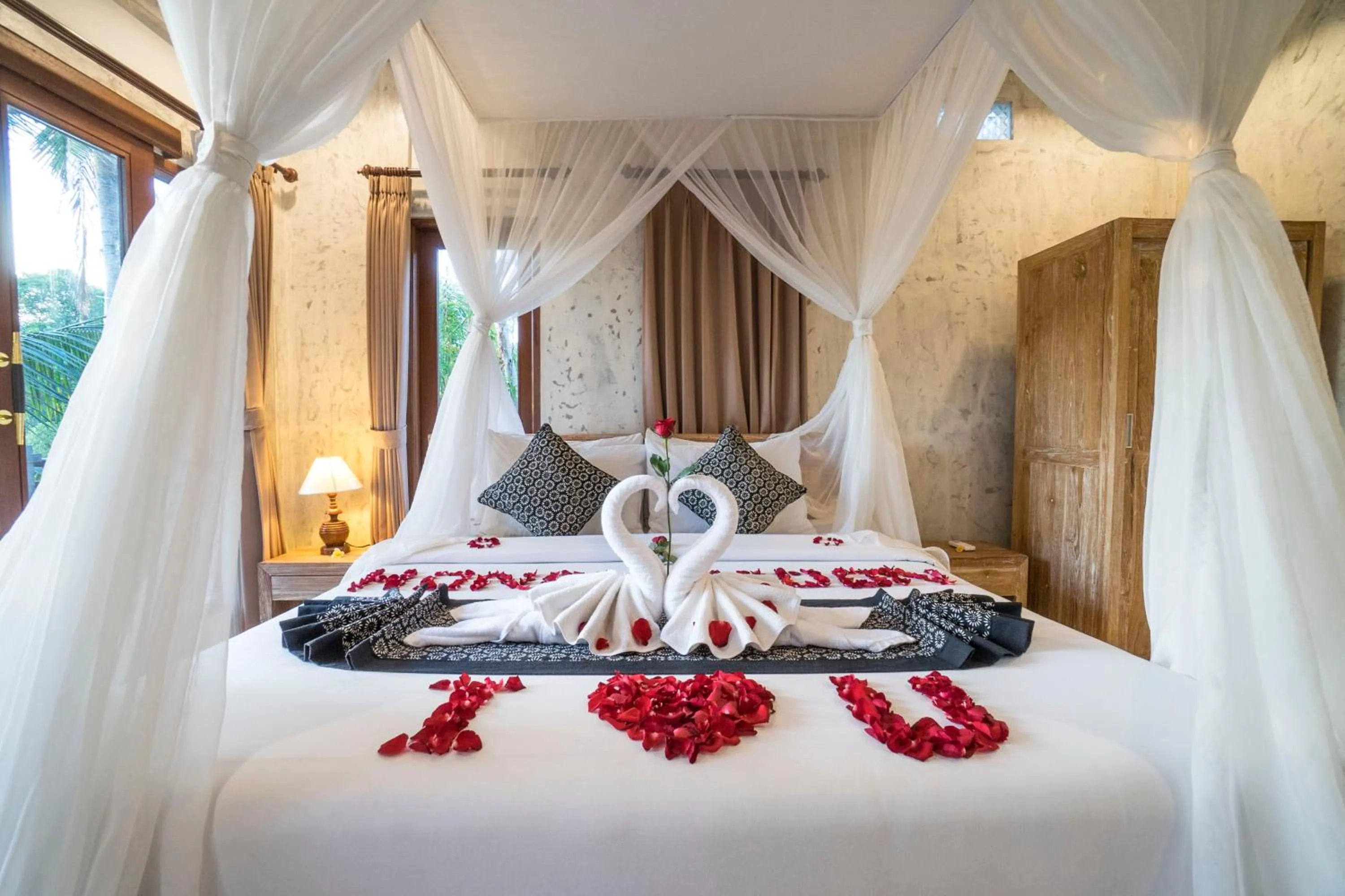 Bedroom, Bed in Adi Bisma Inn by Mahaputra