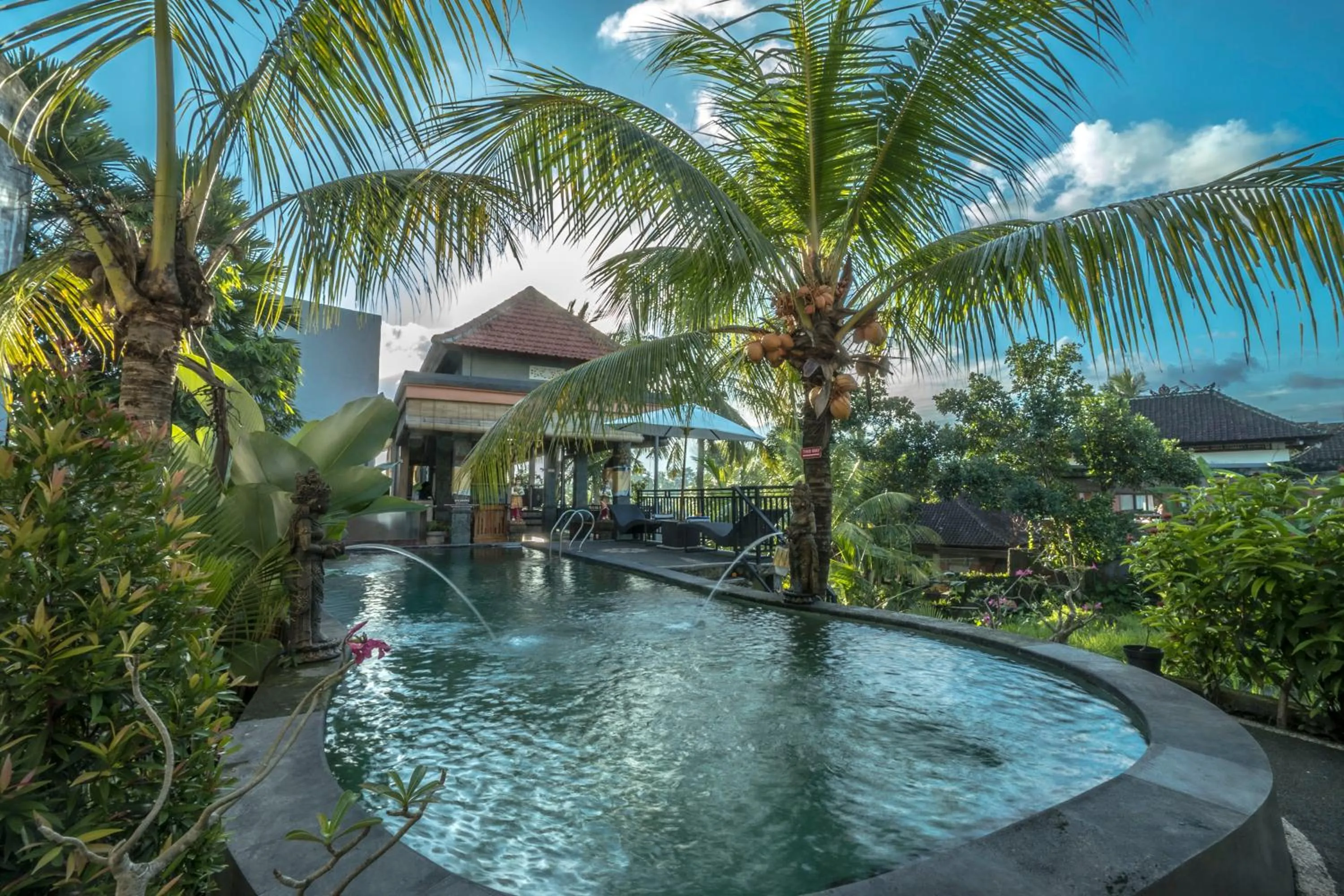 Swimming pool in Adi Bisma Inn by Mahaputra