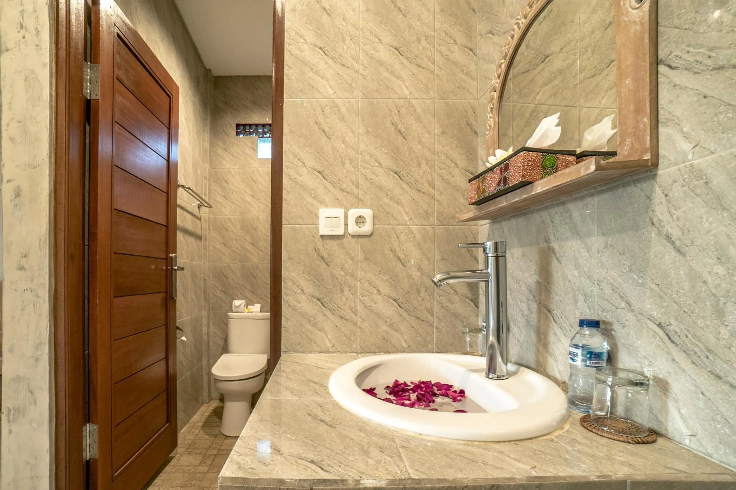 Toilet in Adi Bisma Inn by Mahaputra