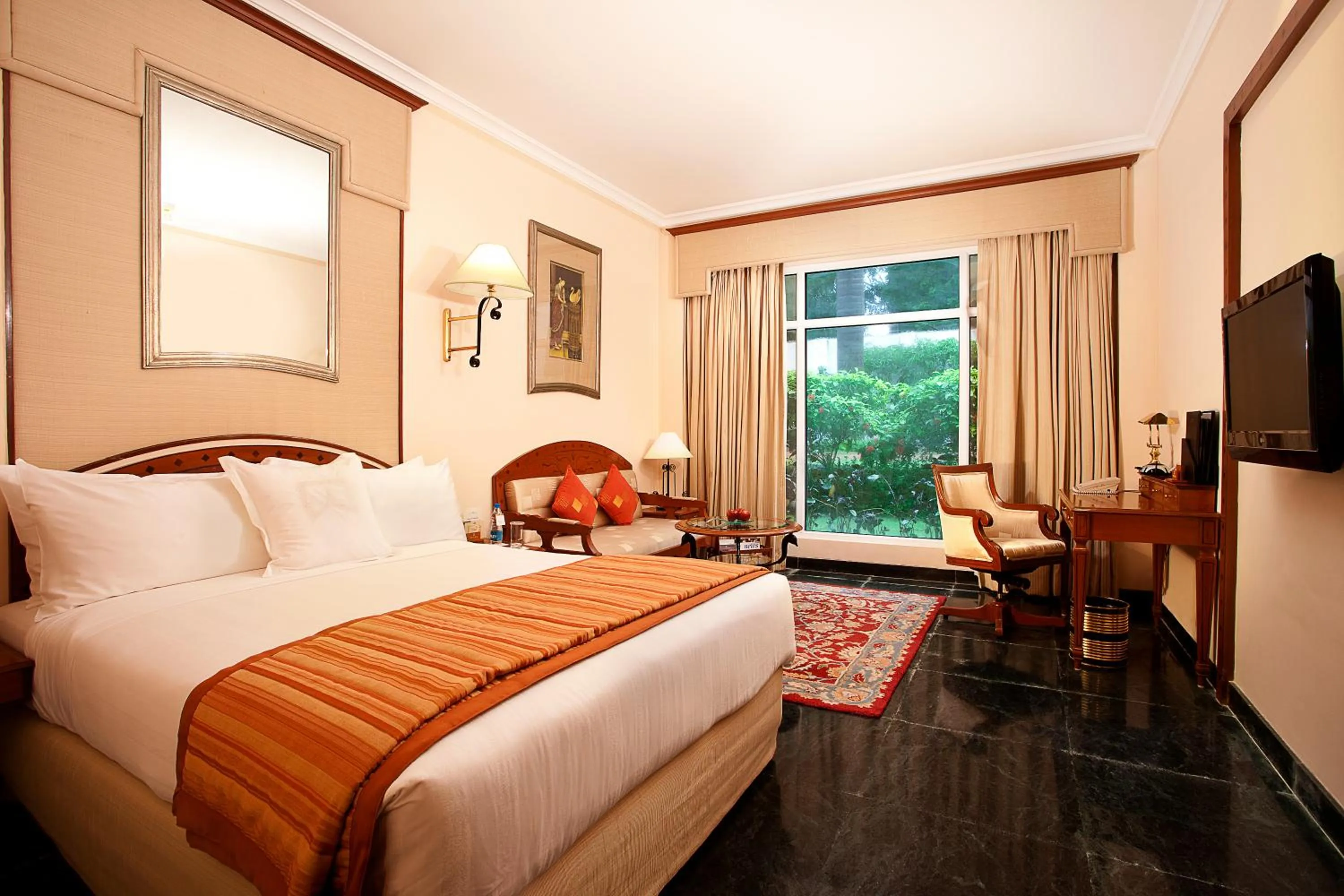 Bed in Welcomhotel by ITC Hotels, Alkapuri, Vadodara