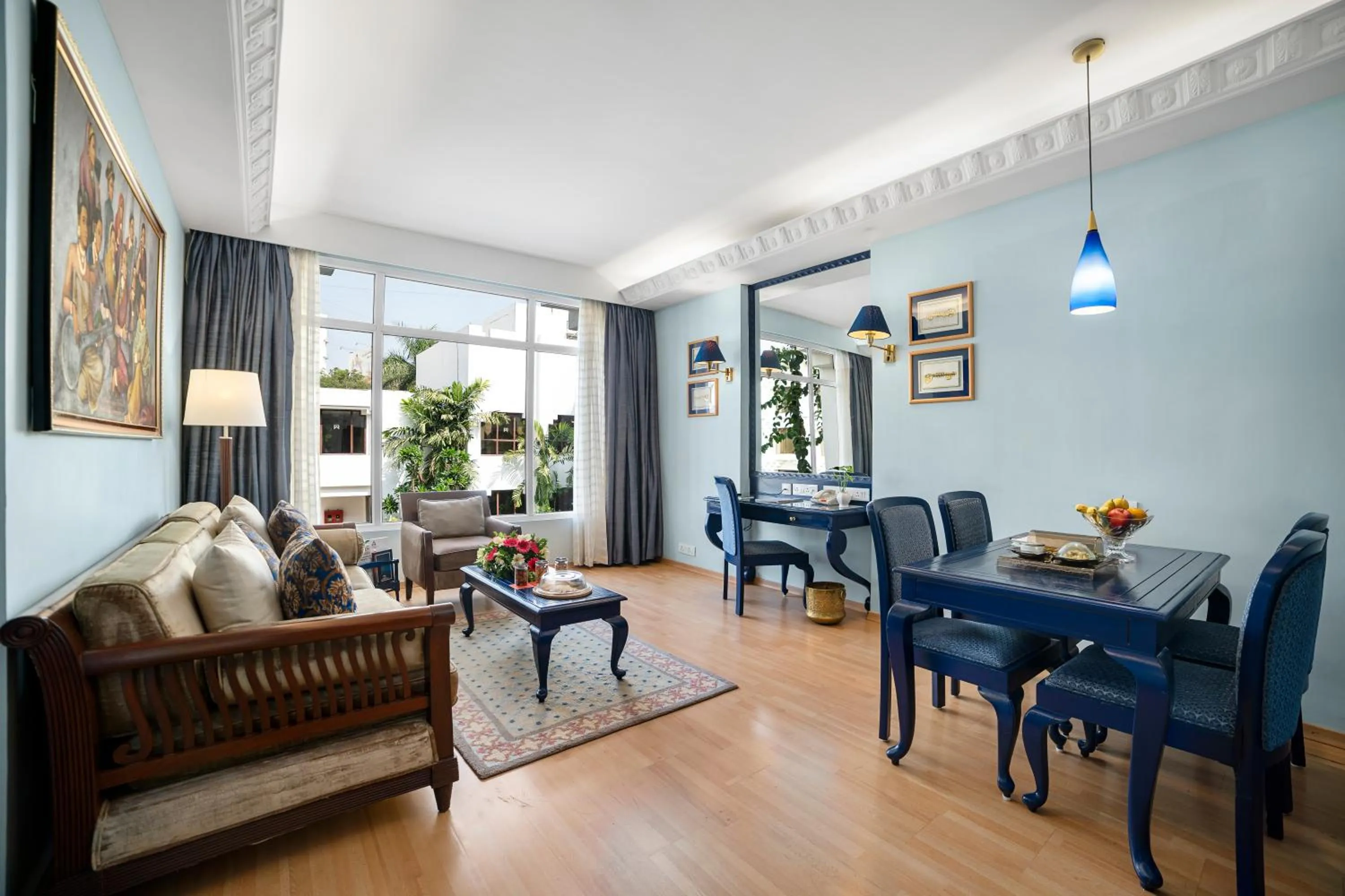 Living room in Welcomhotel by ITC Hotels, Alkapuri, Vadodara