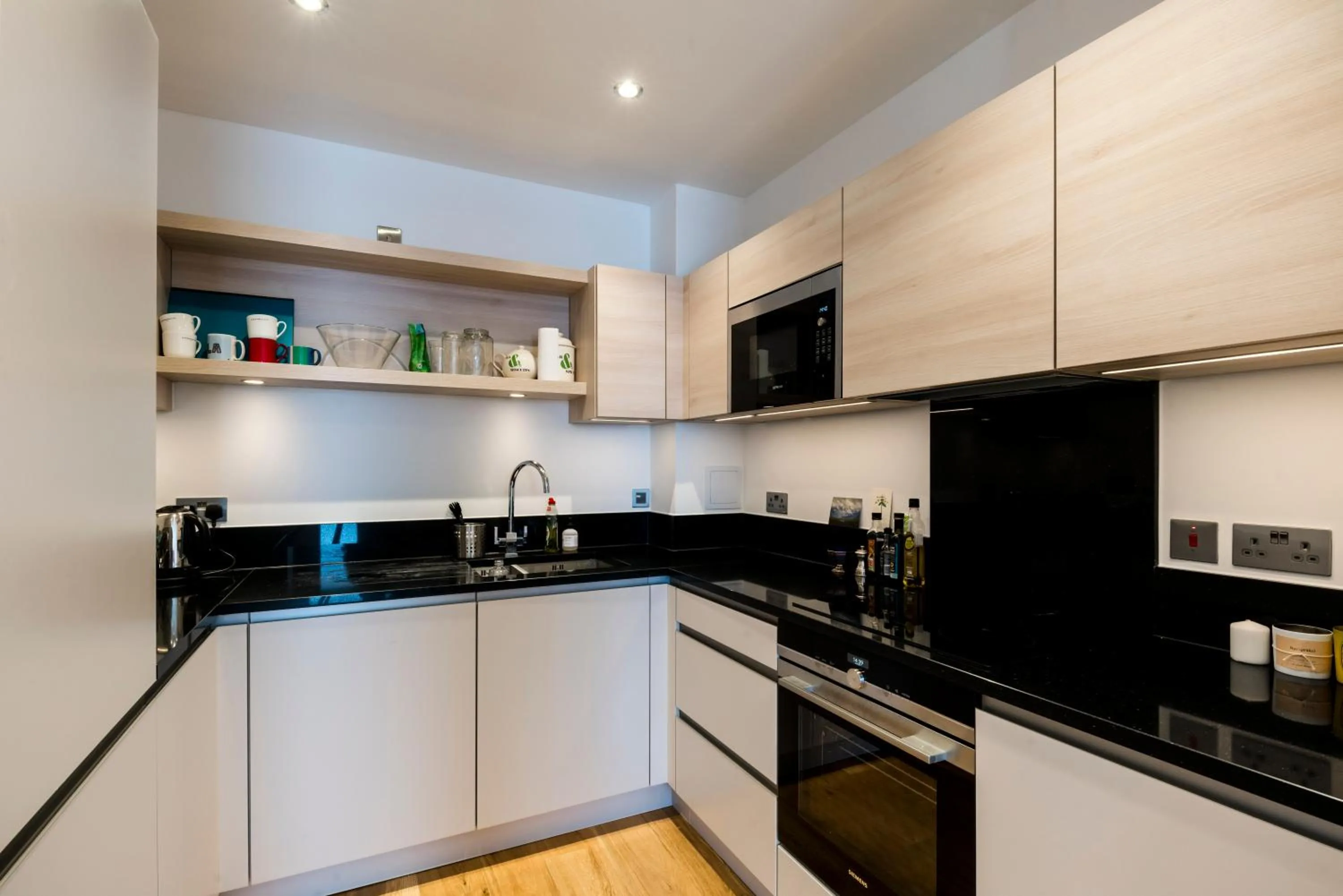 Coffee/tea facilities, Kitchen/Kitchenette in Urban Chic - Portobello