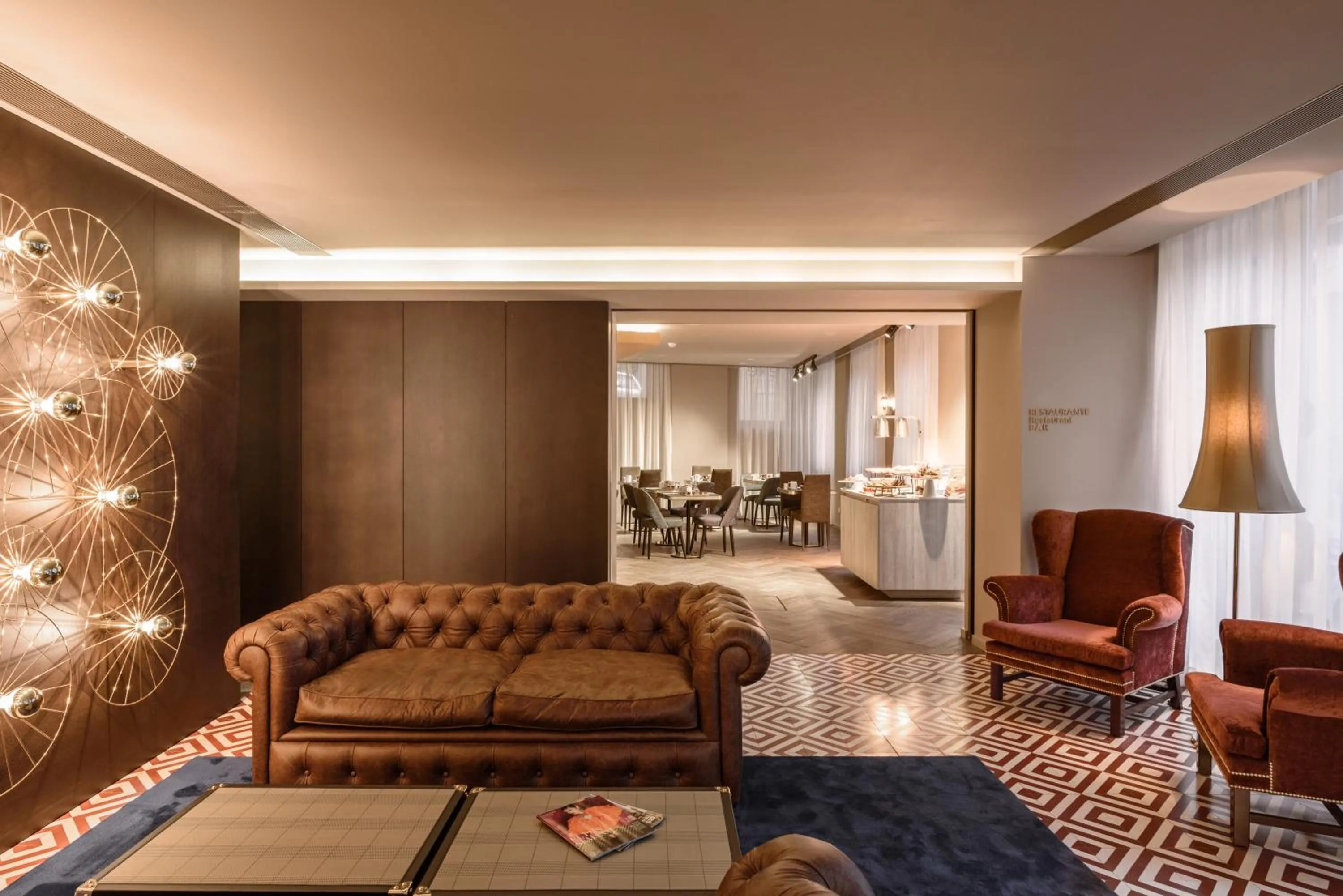 Lobby or reception in Exe Almada Porto